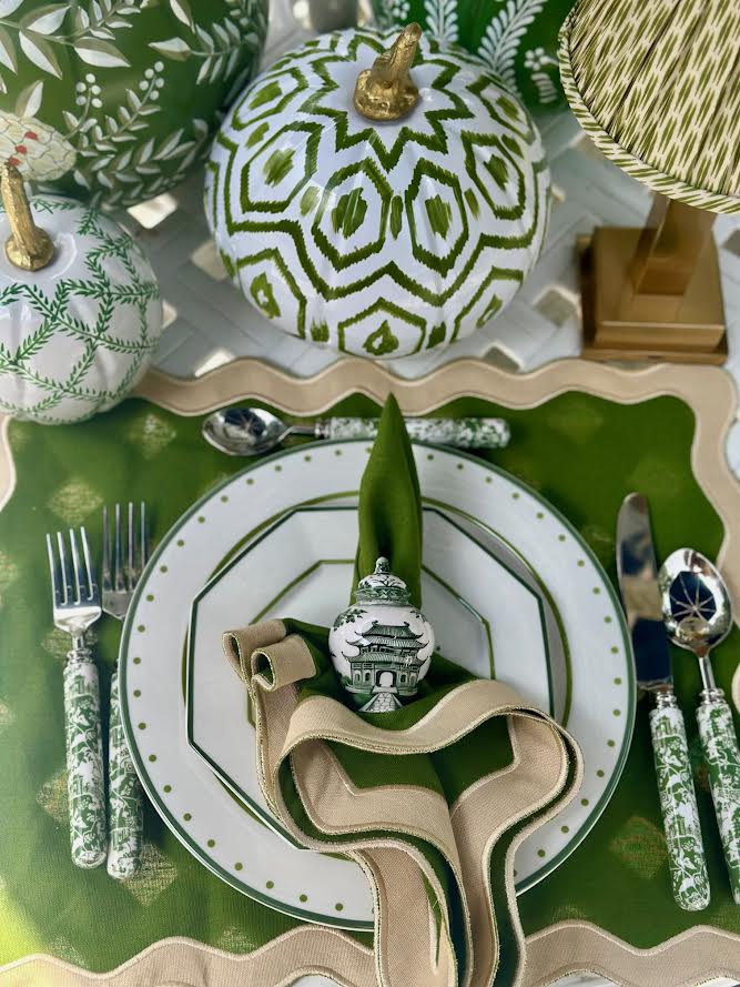 Green & White Pagoda Ginger Jar Napkin Ring