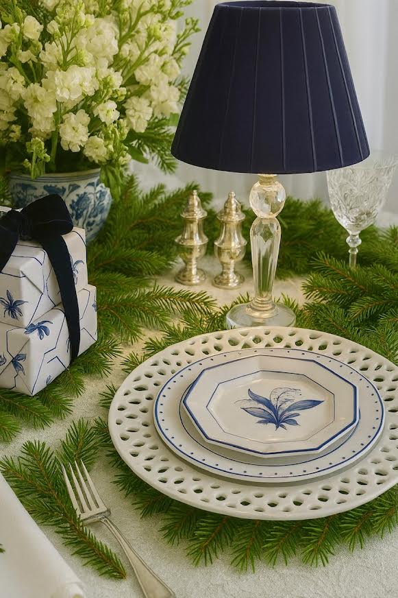 Round Crystal Rechargeable Lamp with Velvet Pleated Shade