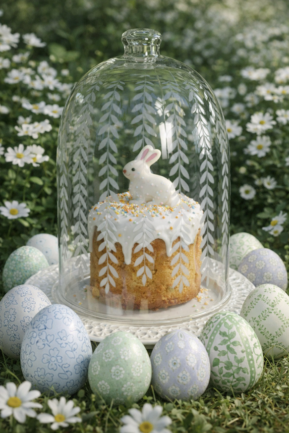 Vertical Leaf Etched Glass Dome