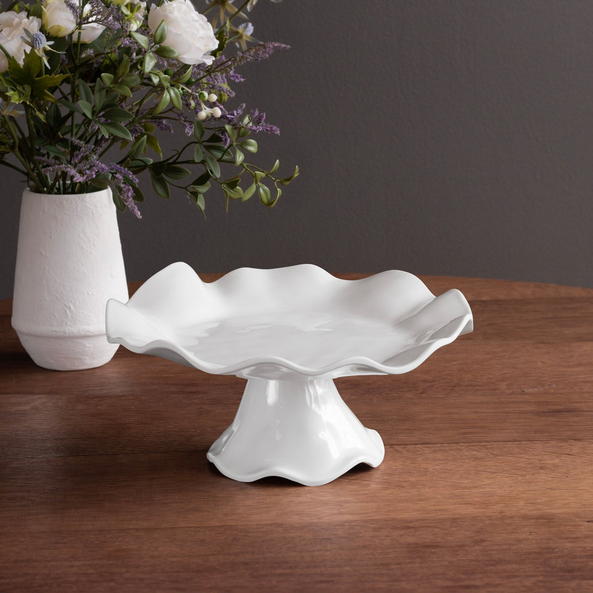 VIDA Havana Small Pedestal Cake Plate (White)