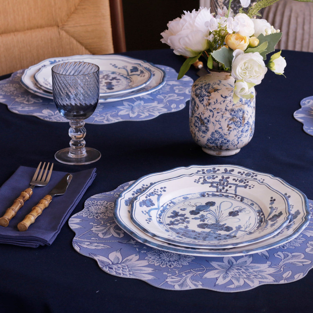 VIDA Faenza Dinner Plate Set of 4 (White and Blue)