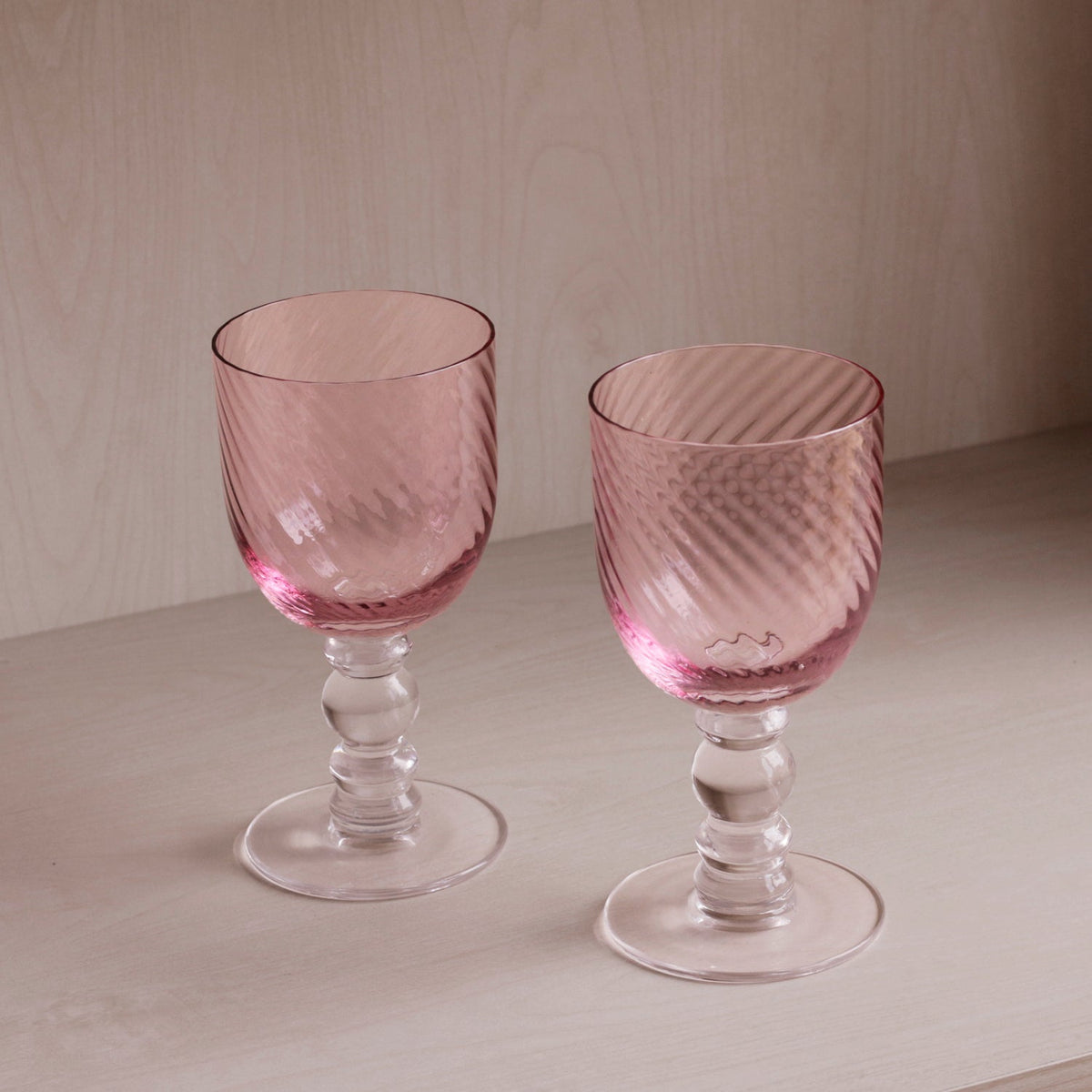 GLASS French Swirl Wine Set of 4 (Pink) 8 fl oz