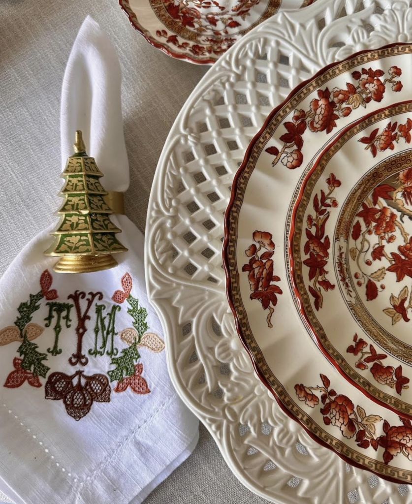 Chinoiserie Pagoda Tree Set of 4 Napkin Ring (4 Colors)
