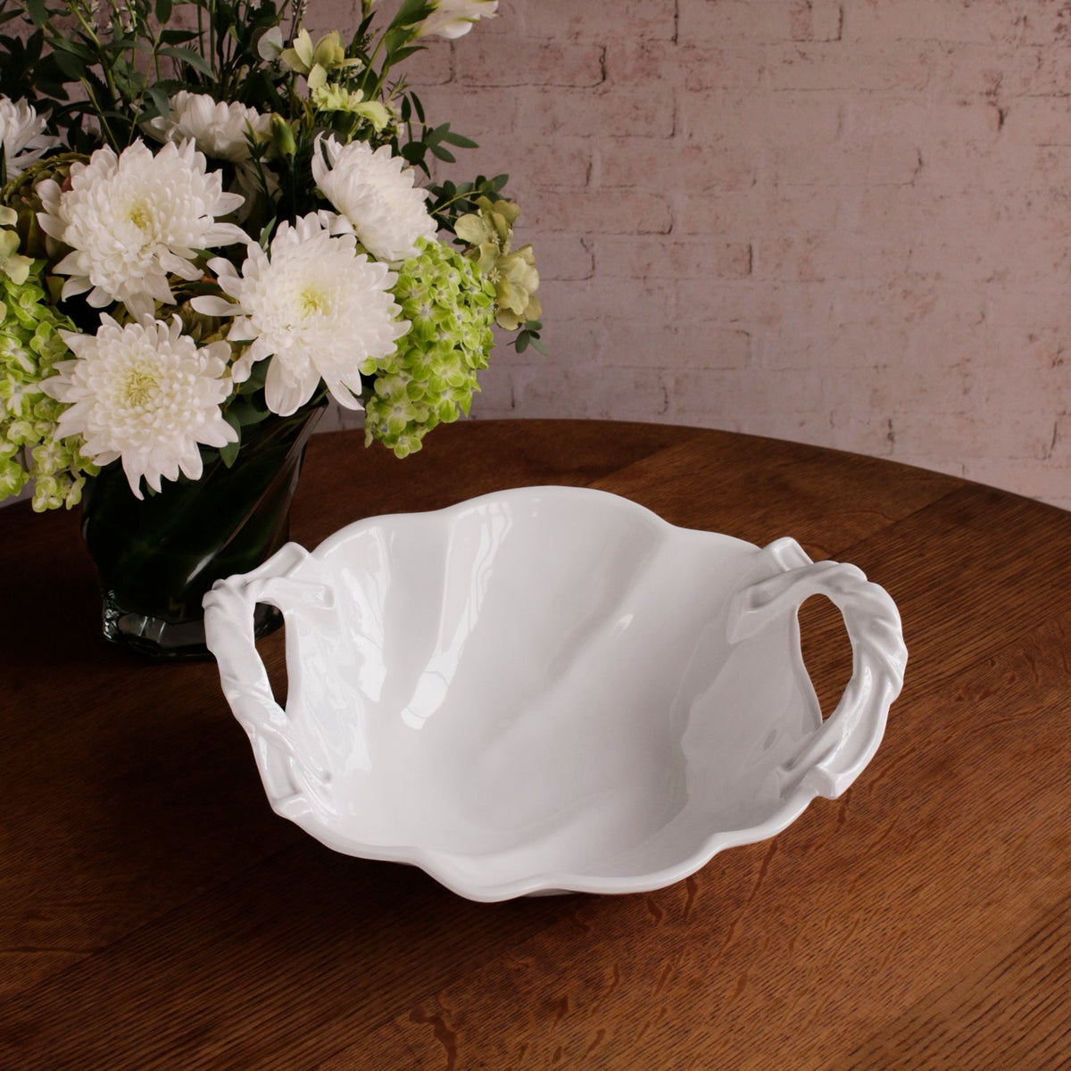 VIDA Sasha Round Large Bowl with Handles White
