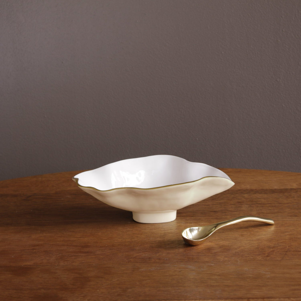 ENCANTO Claire Small Oval Bowl with Spoon (Cream, White and Gold)