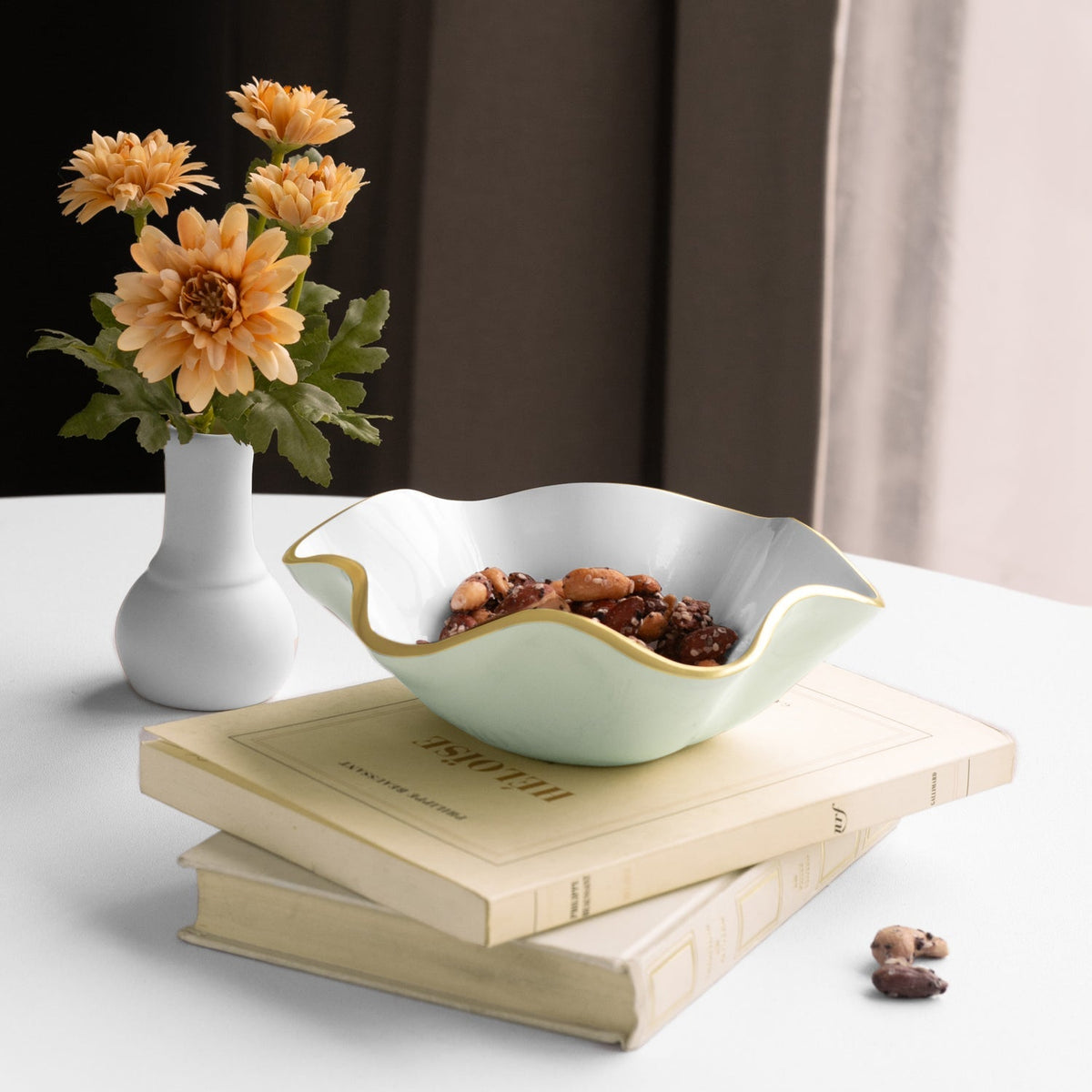 ENCANTO Carola Small Round Bowl (Pistachio and White)