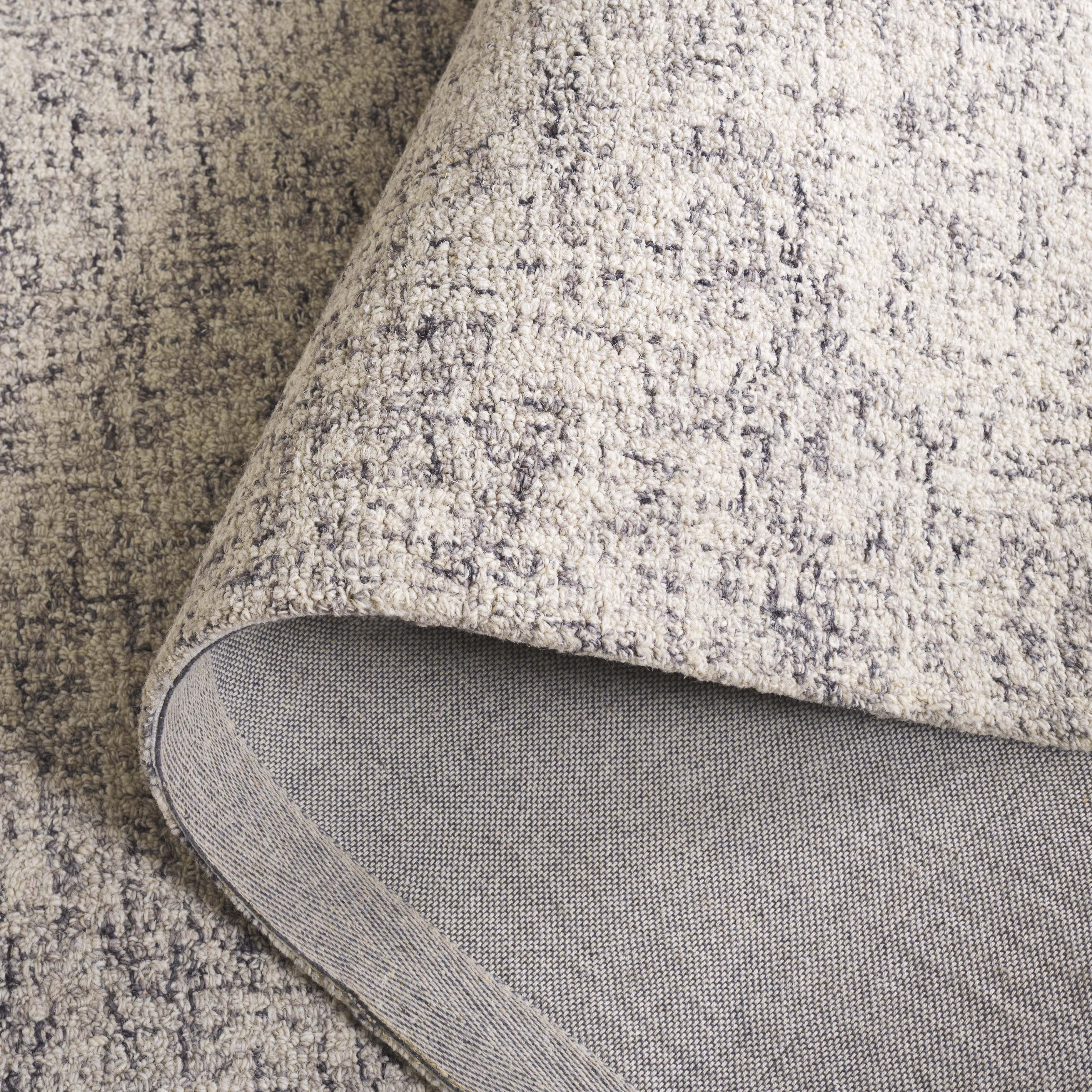 Grey / Ivory