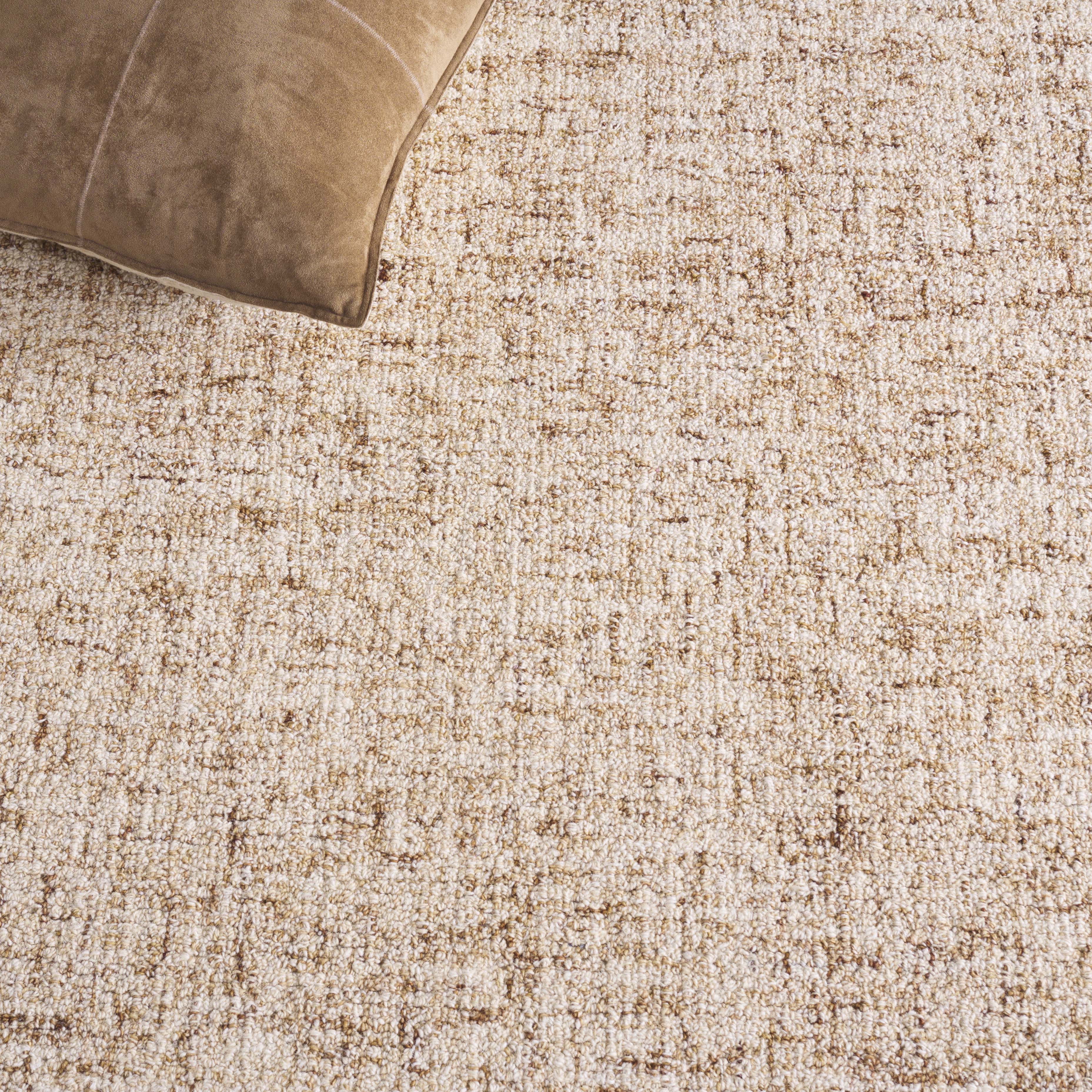 Light Brown / Ivory
