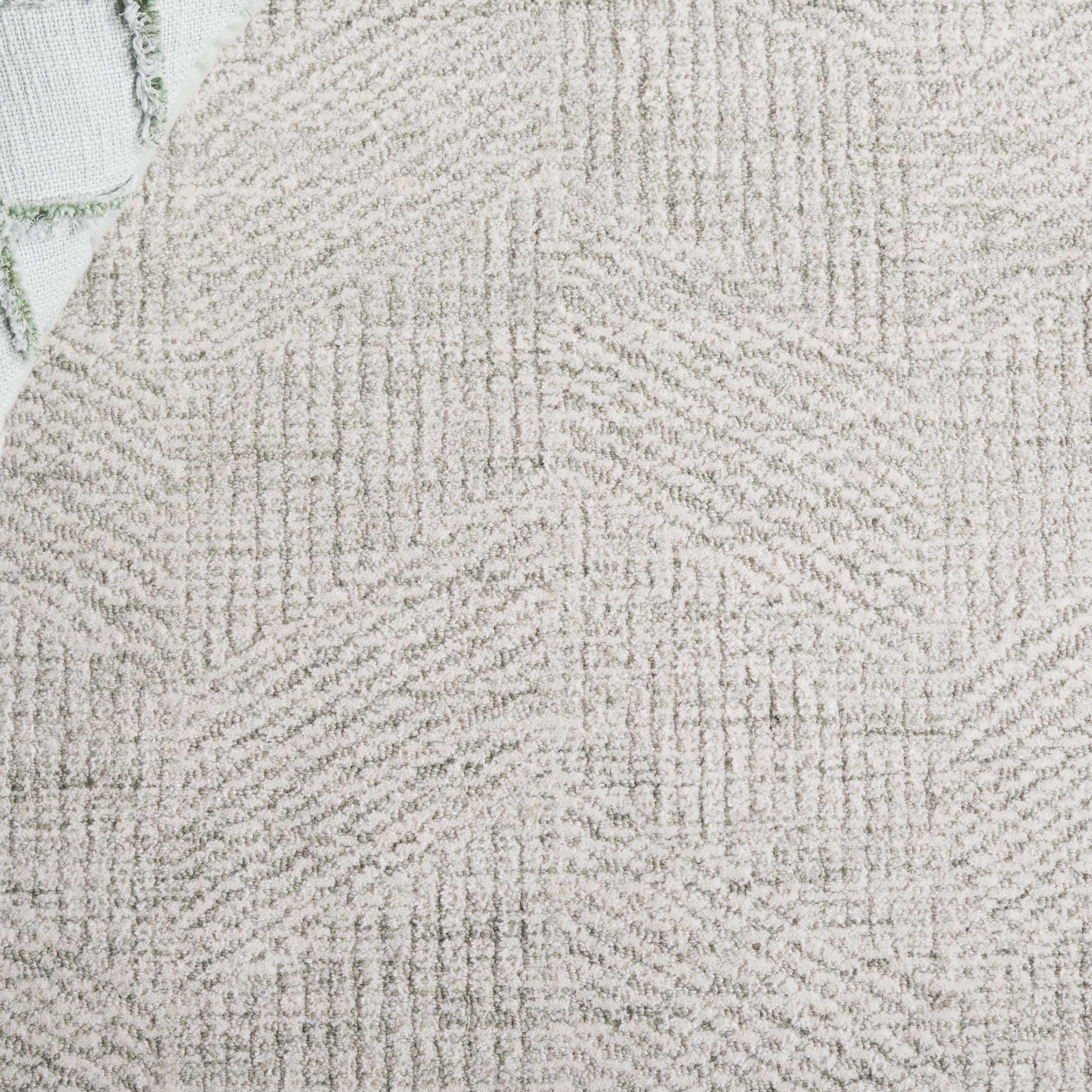 Sage Green / Ivory