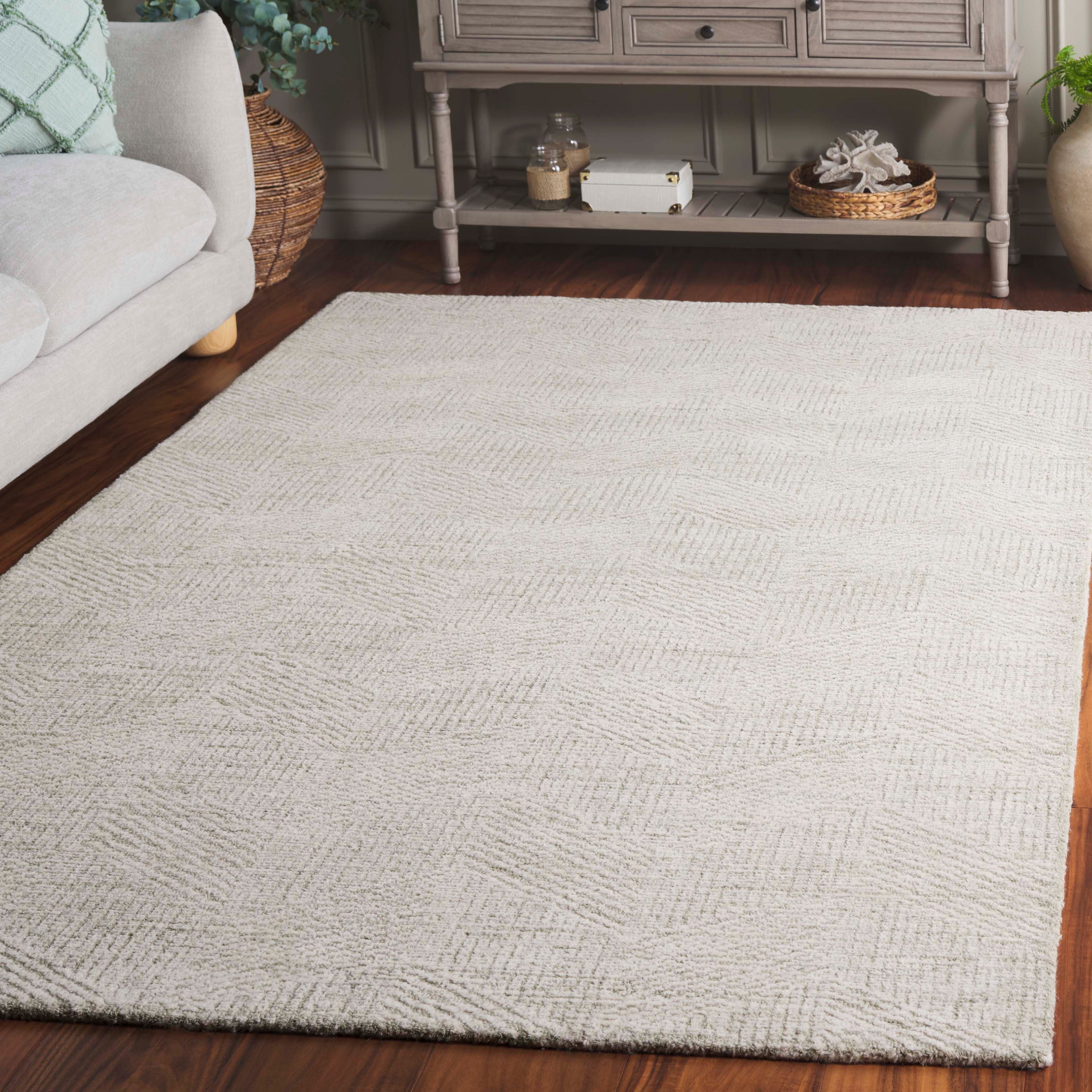 Sage Green / Ivory