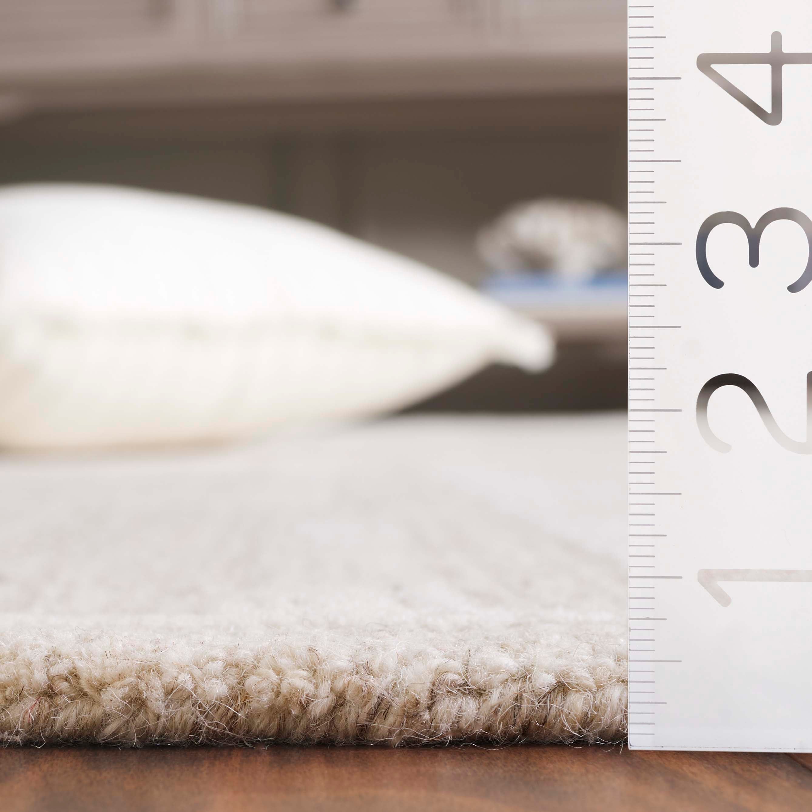 Natural / Ivory