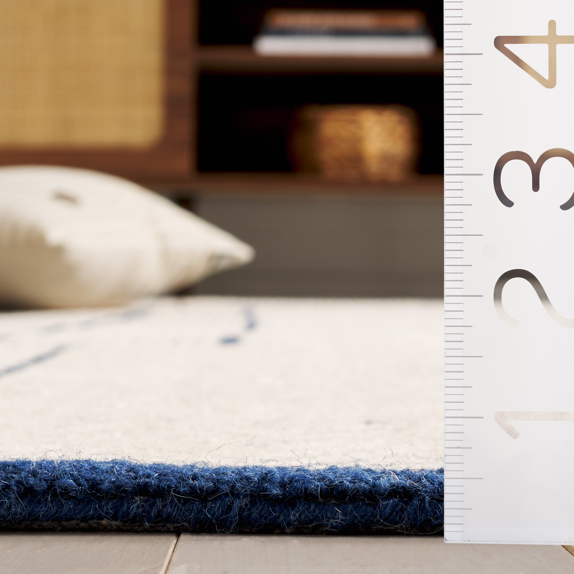 Ivory / Navy