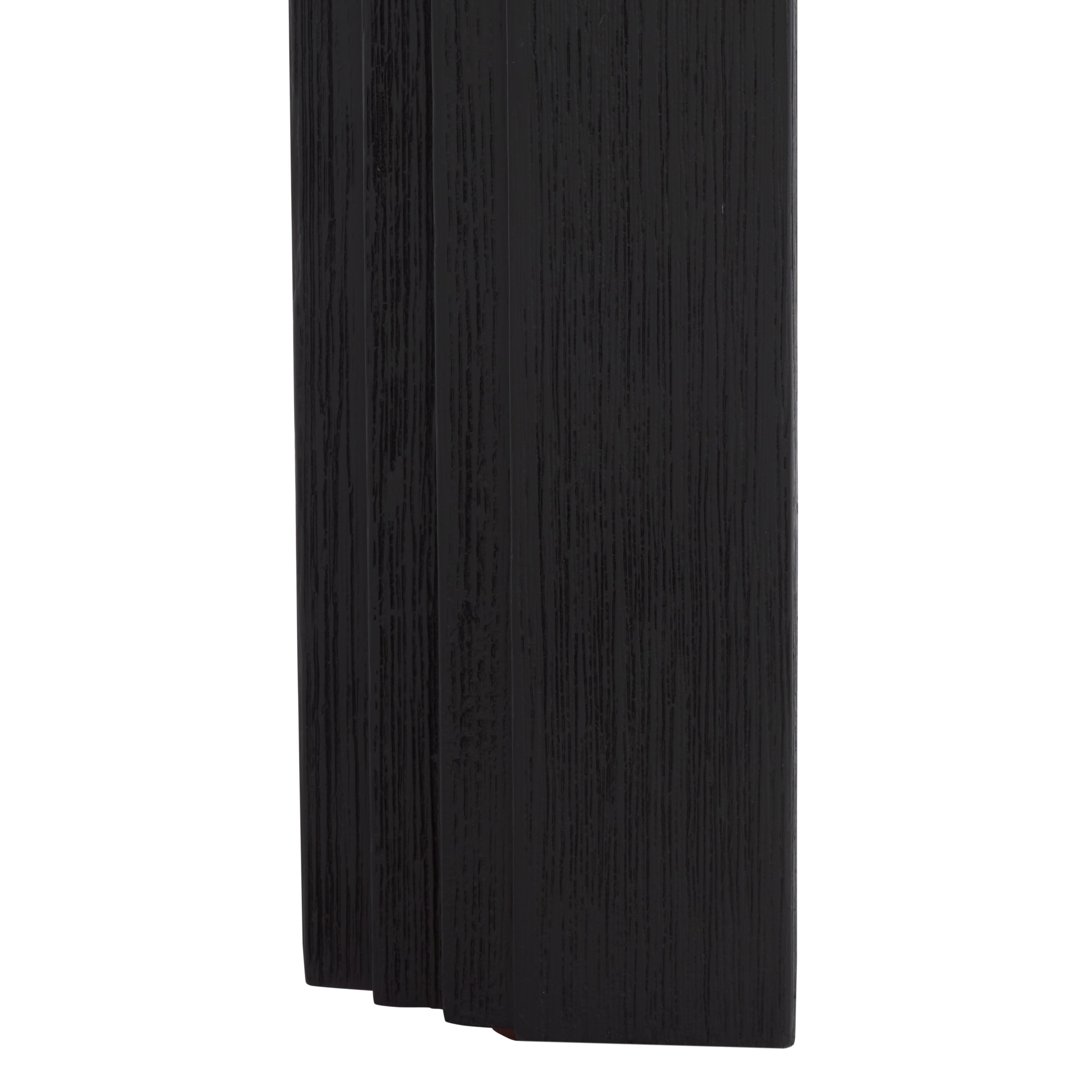 Black / Black