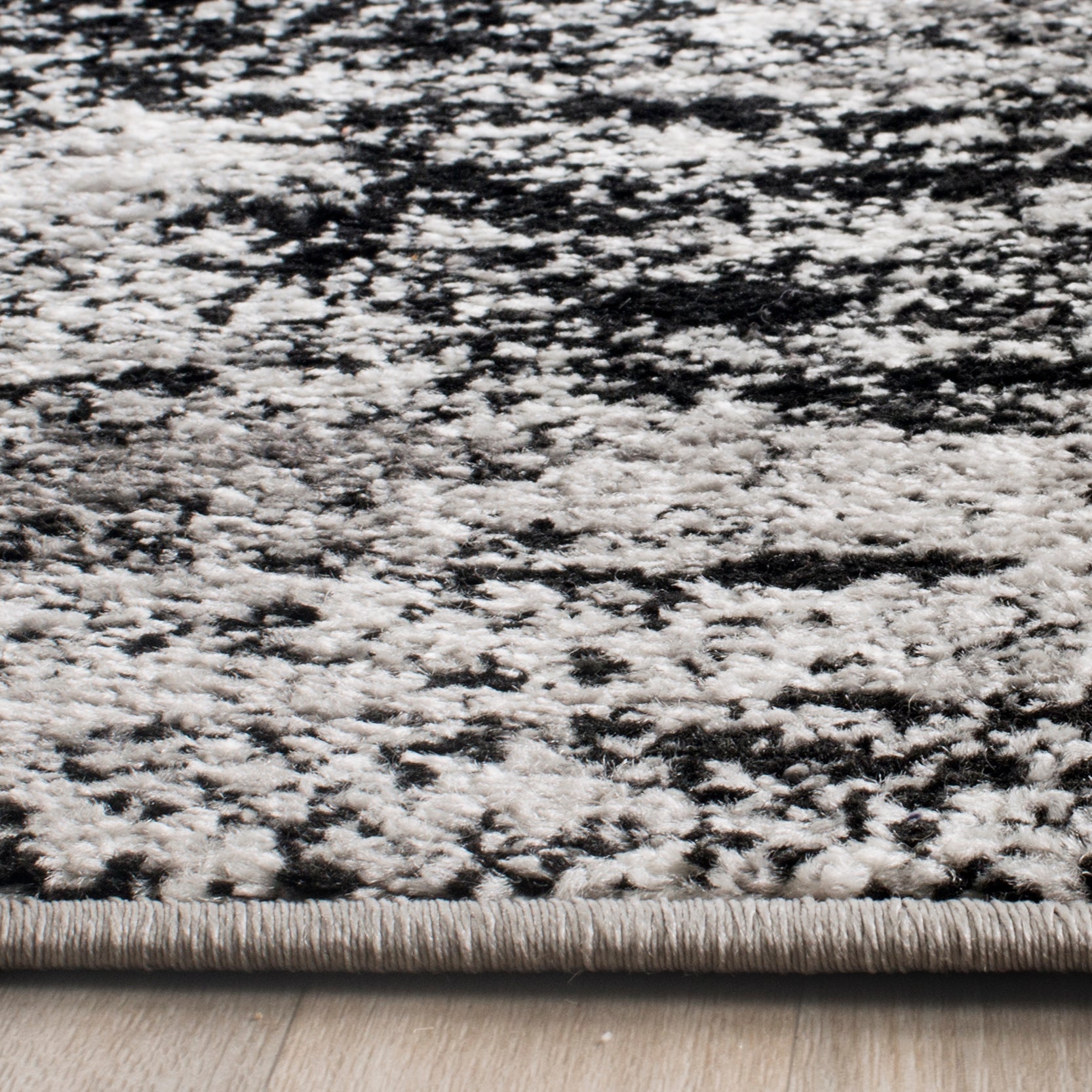 Safavieh Adirondack 112 Rug, Silver, ADR112 - Silver / Multi