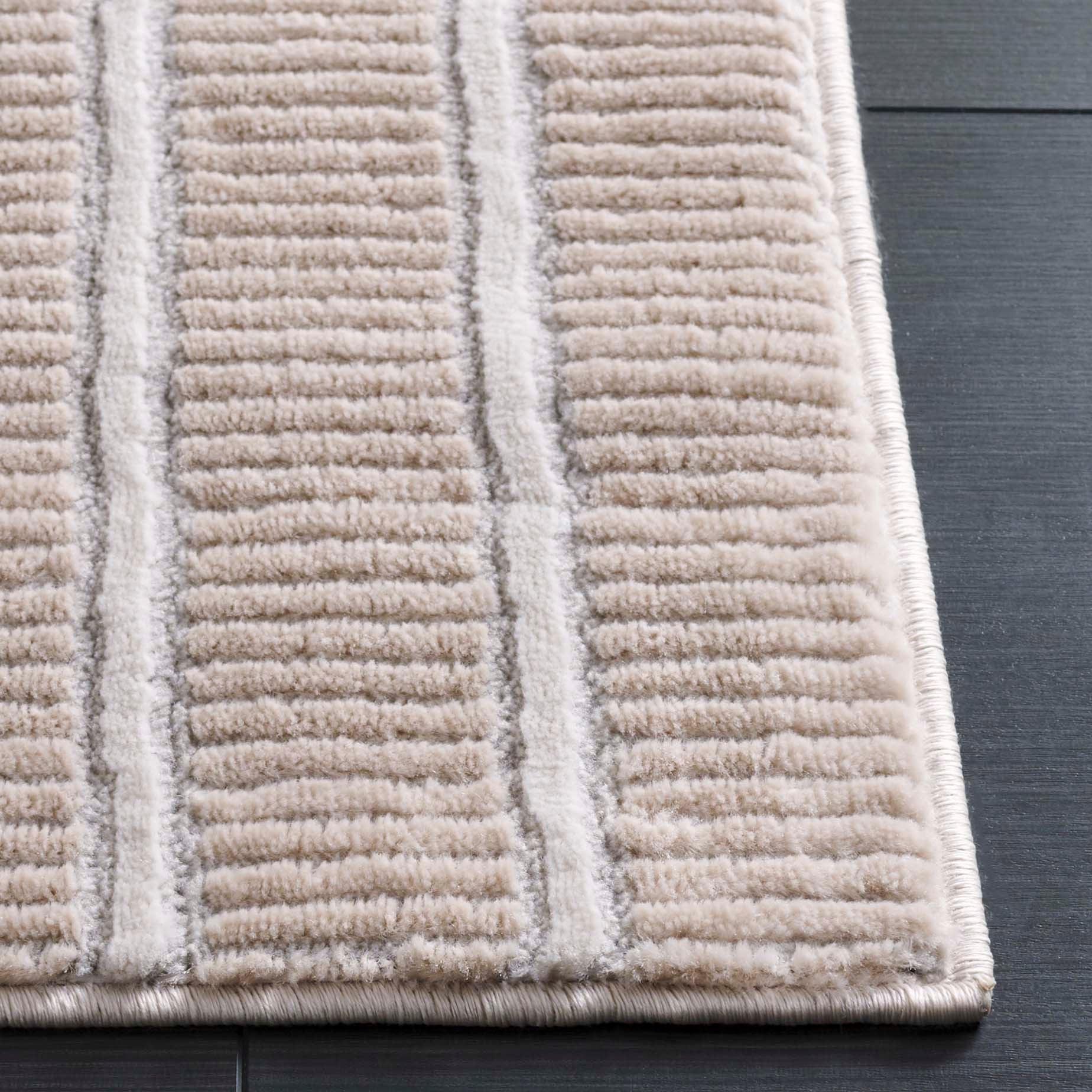 Beige / Grey