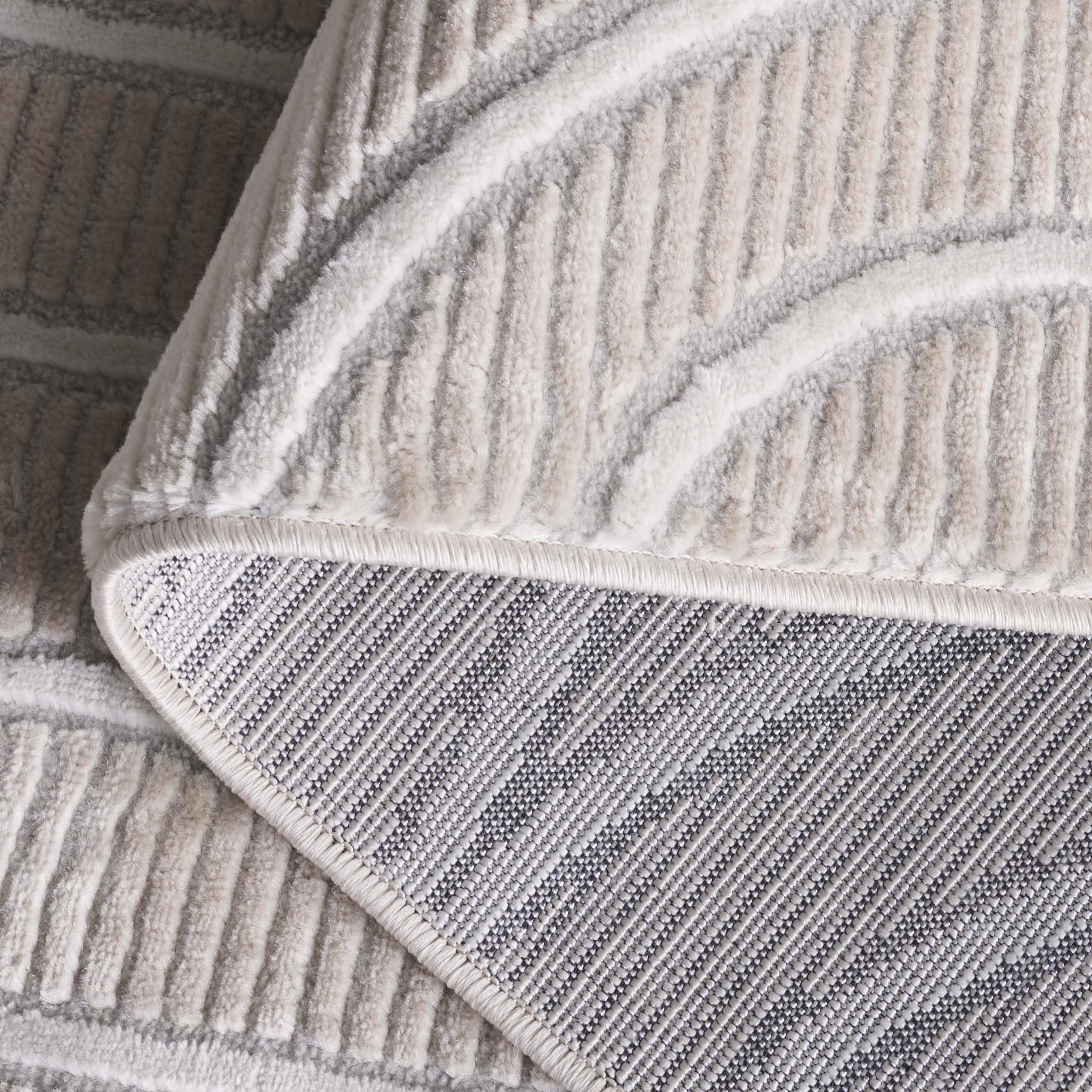 Beige / Grey