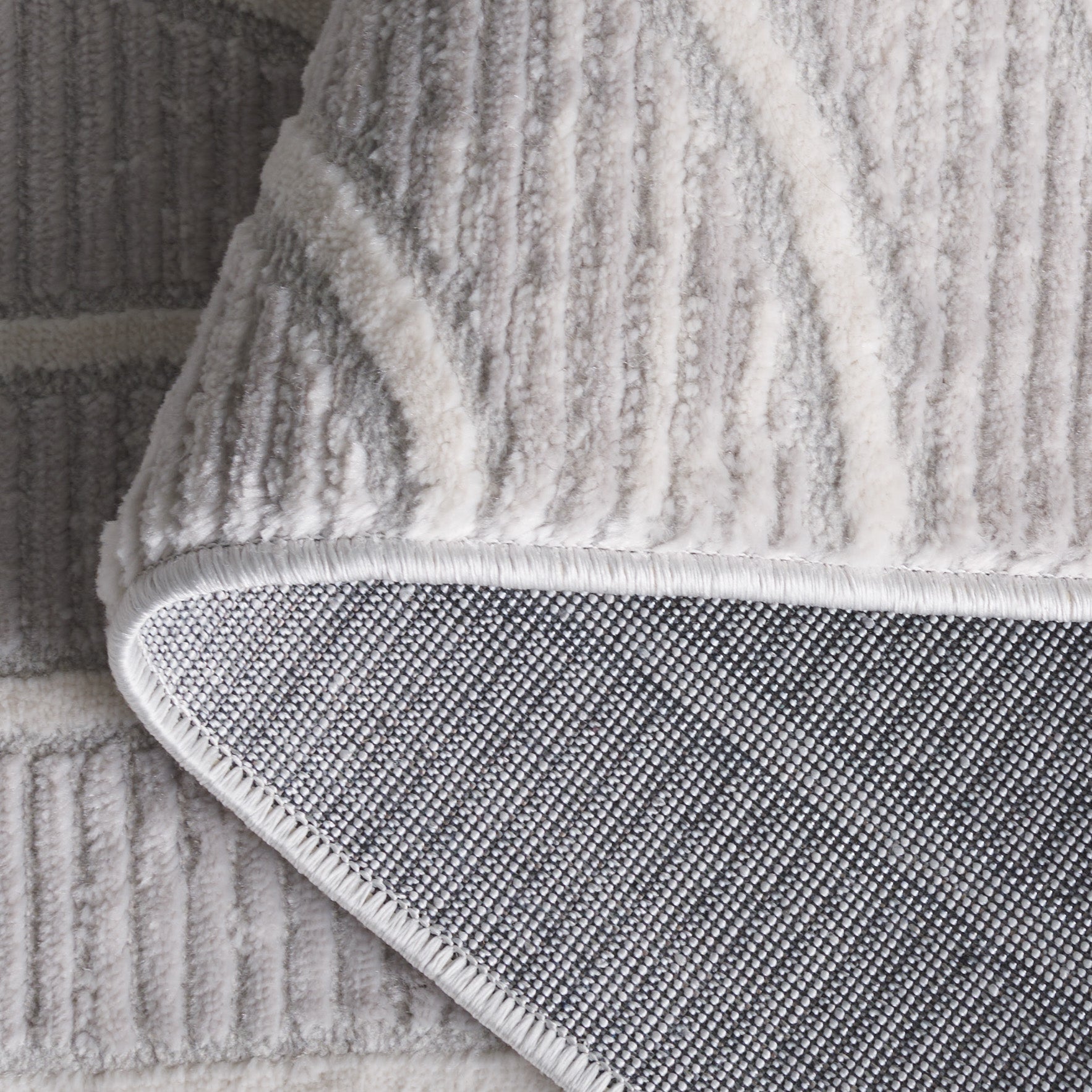 Grey / Light Grey
