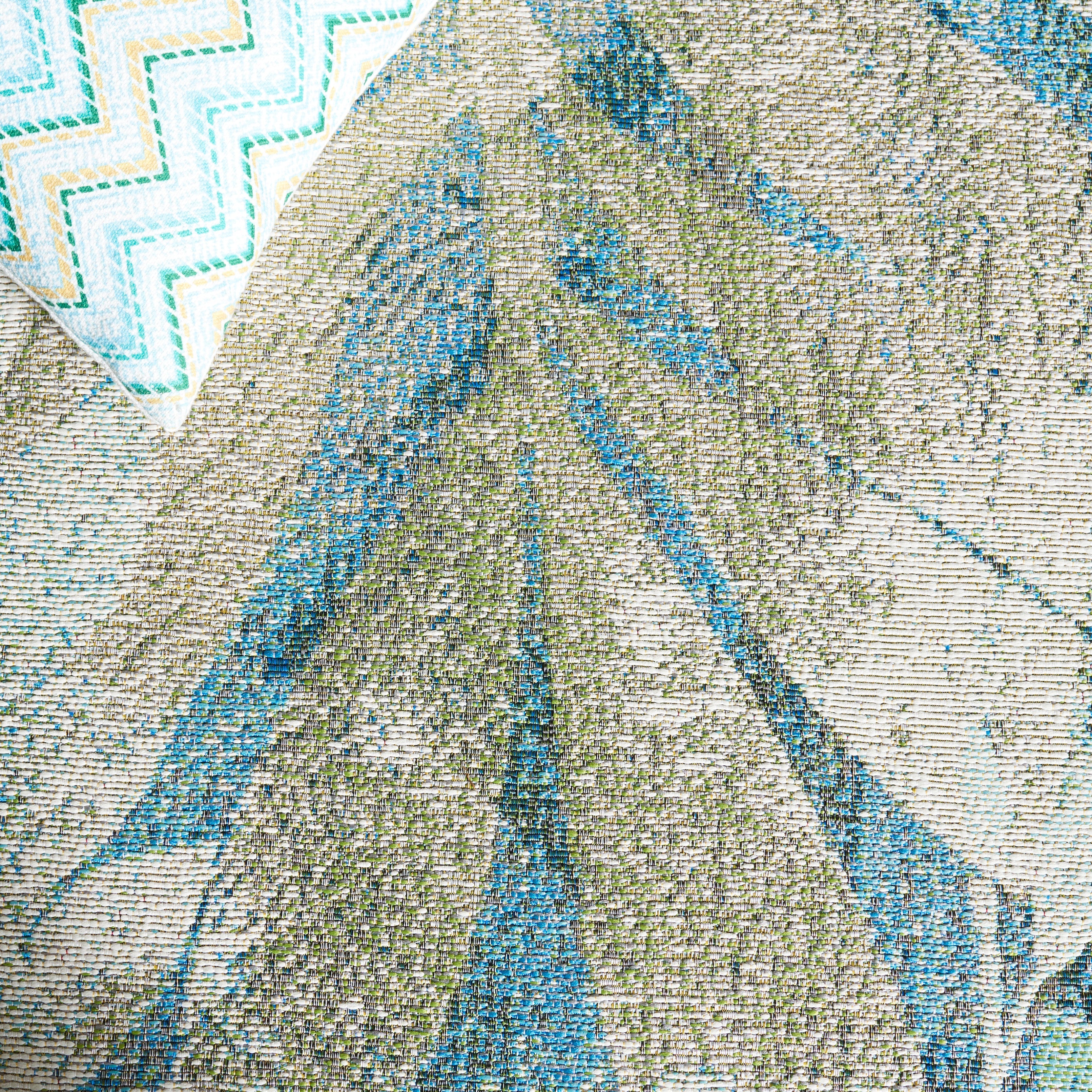 BLUE GREEN / IVORY