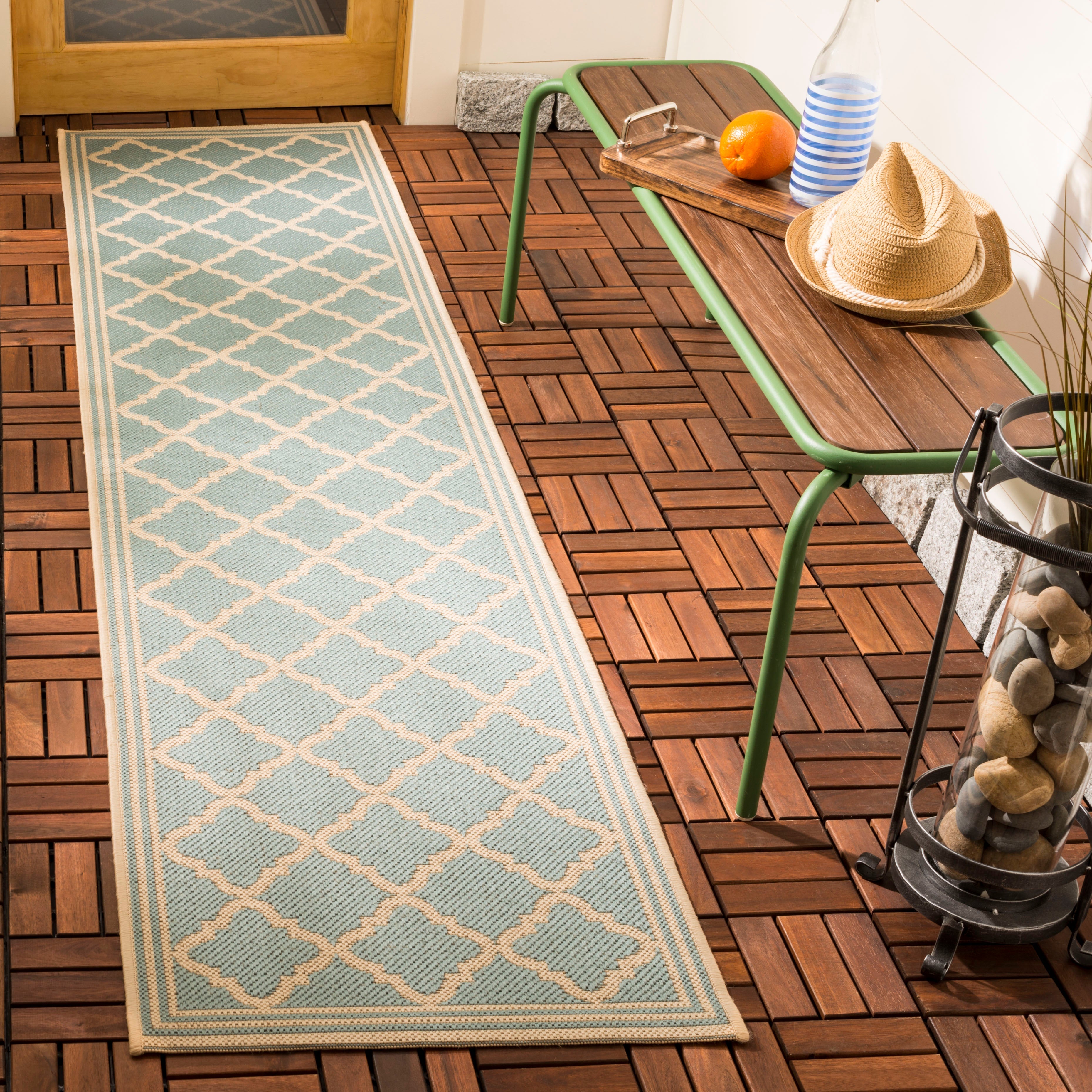 Beach House Rug | Safavieh - BHS121K - Aqua / Cream