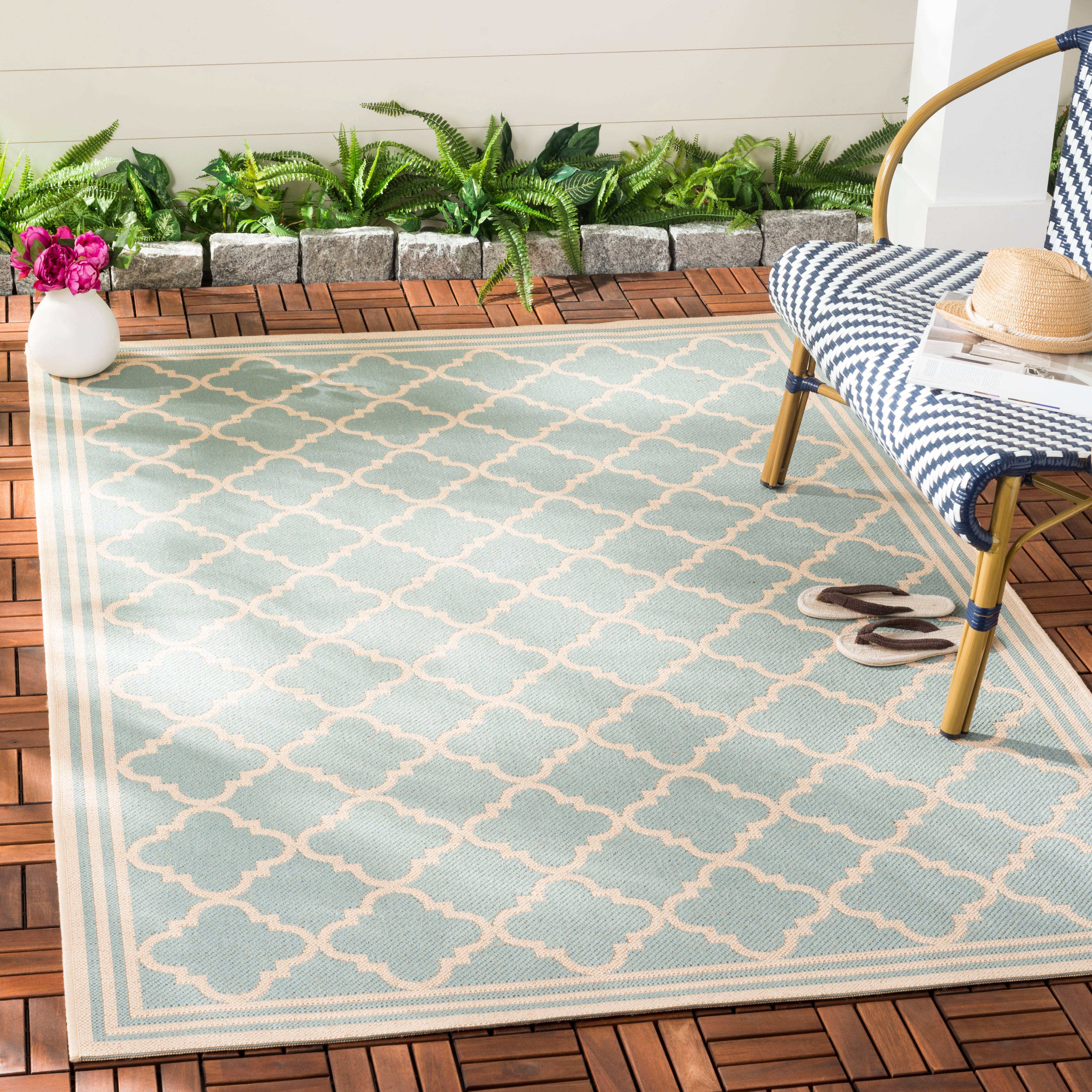 Beach House Rug | Safavieh - BHS121K - Aqua / Cream