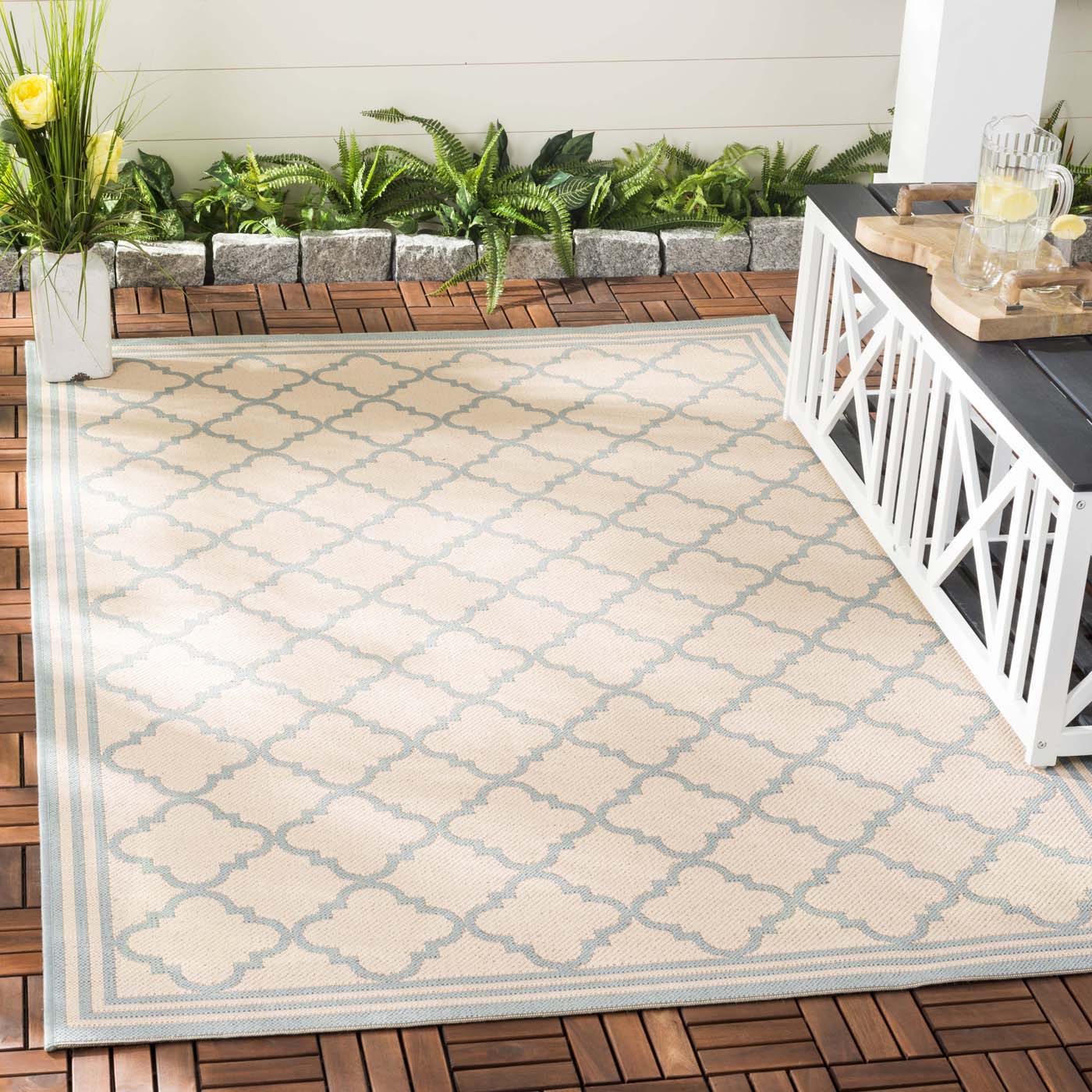 Beach House Rug | Safavieh - BHS121L - Cream / Aqua