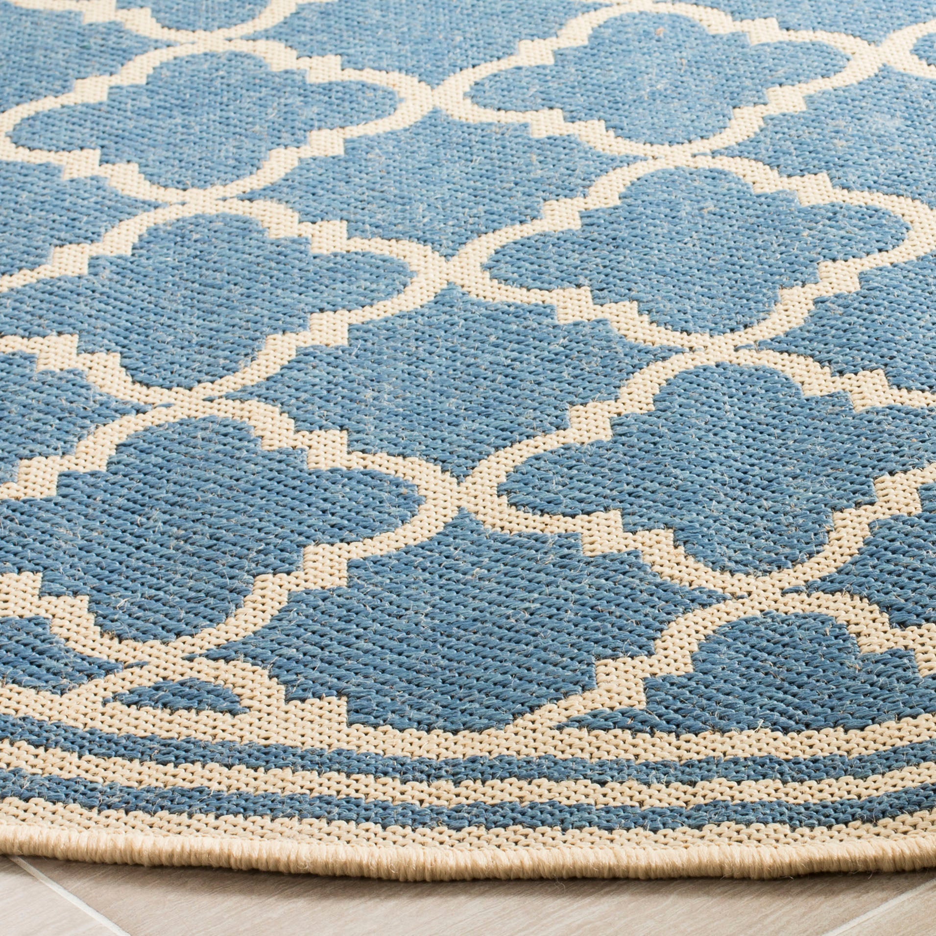 Beach House Rug | Safavieh - BHS121M - Blue / Cream