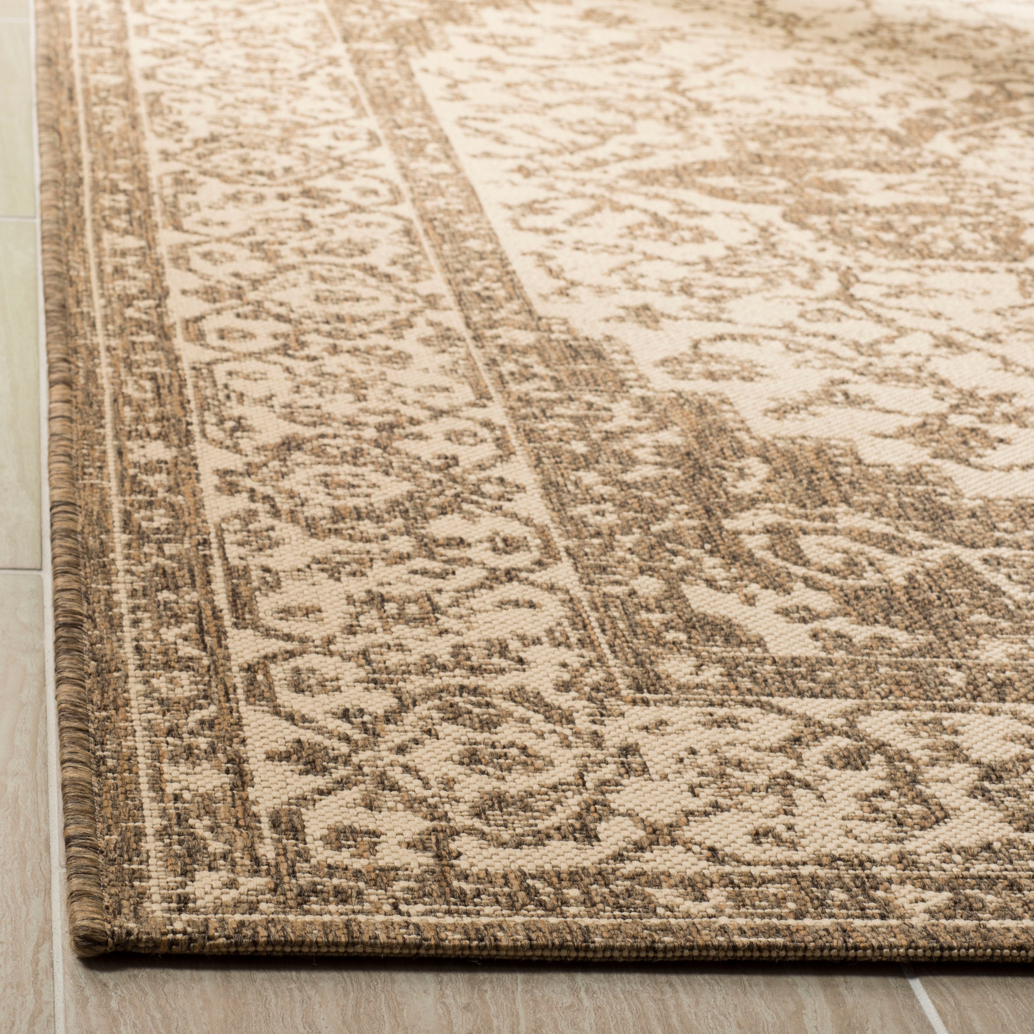 Beach House Rug | Safavieh - BHS137C - Cream / Beige