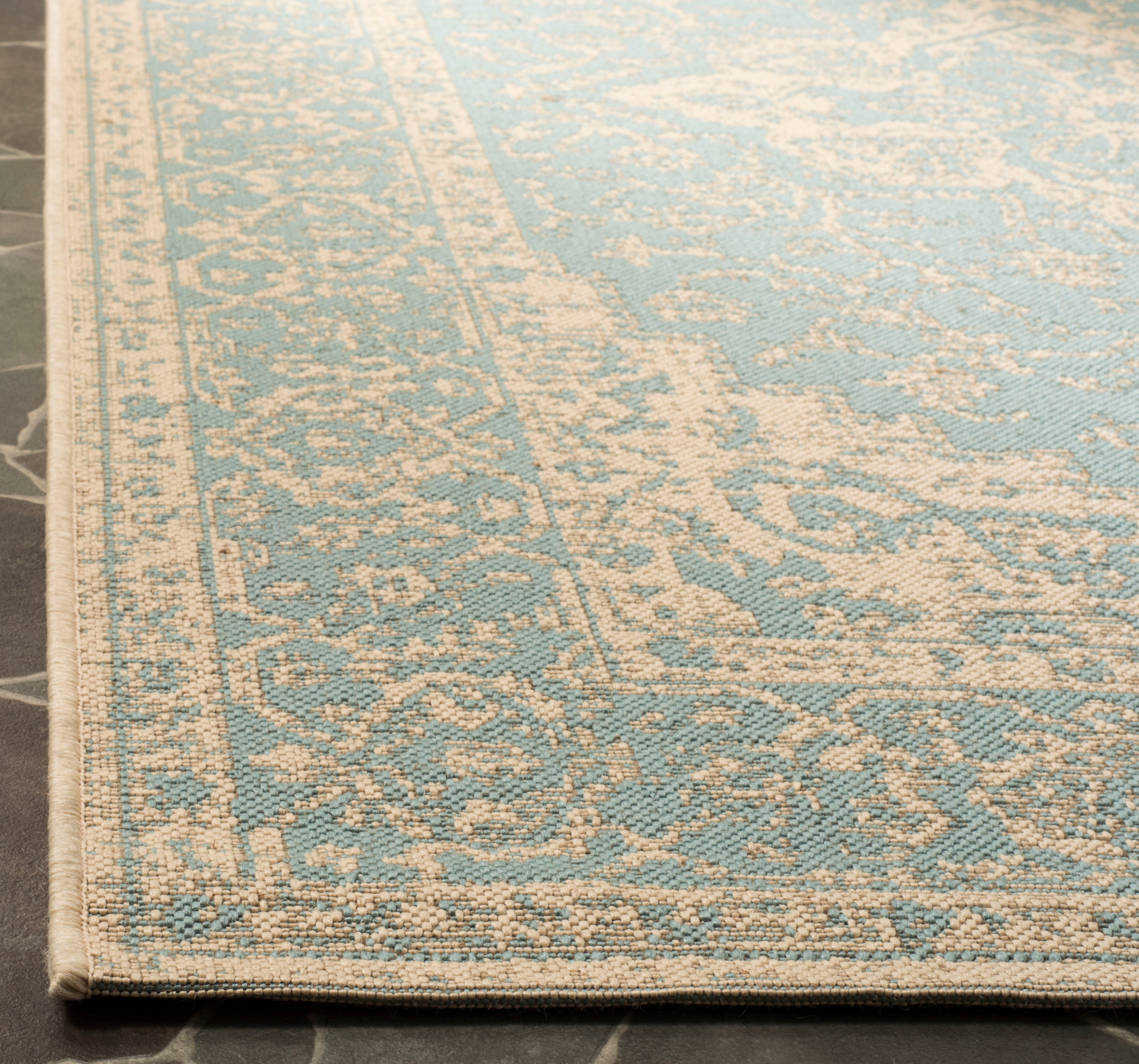 Beach House Rug | Safavieh - BHS137K - Aqua / Cream