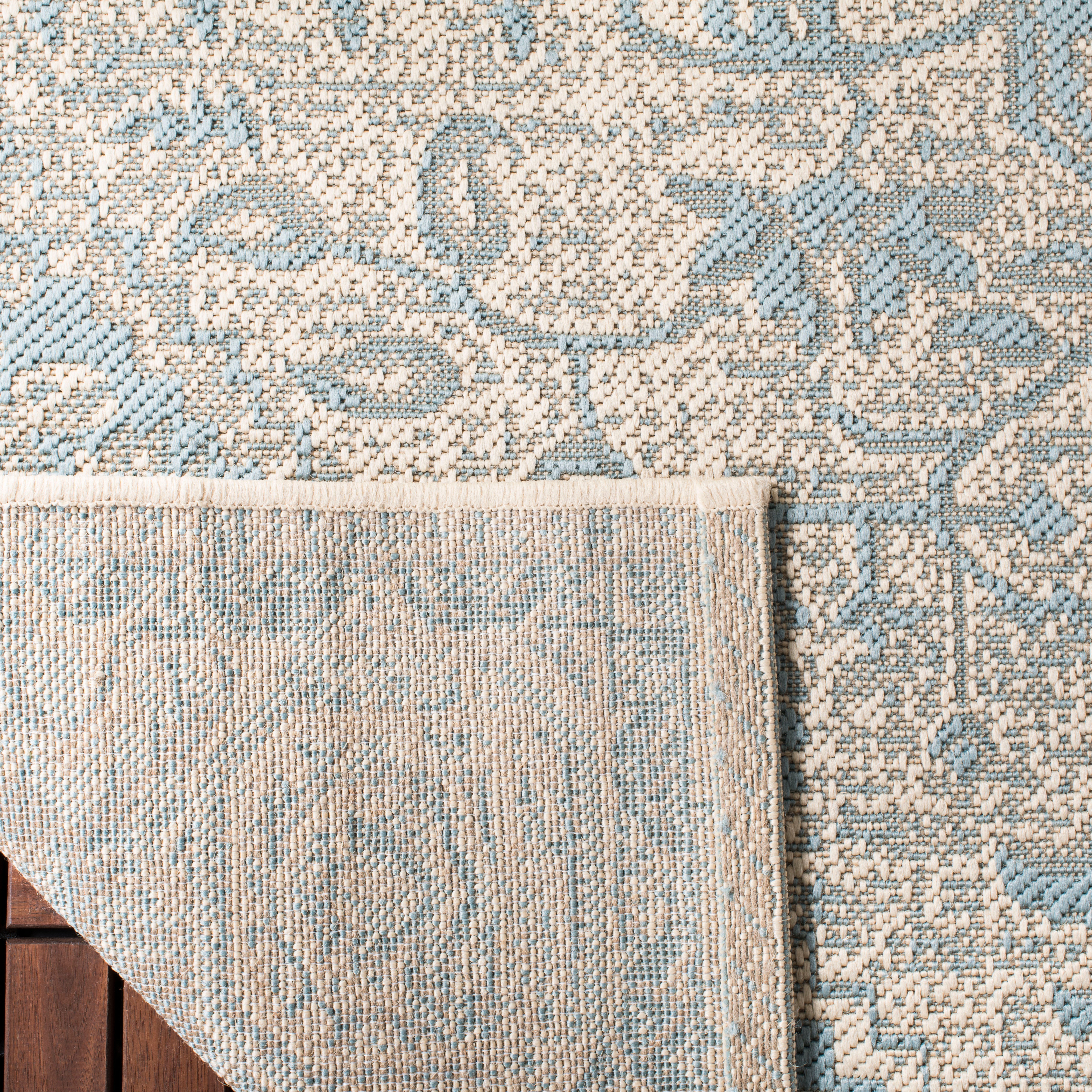 Beach House 138 Rug | Safavieh - BHS138 - Aqua / Cream