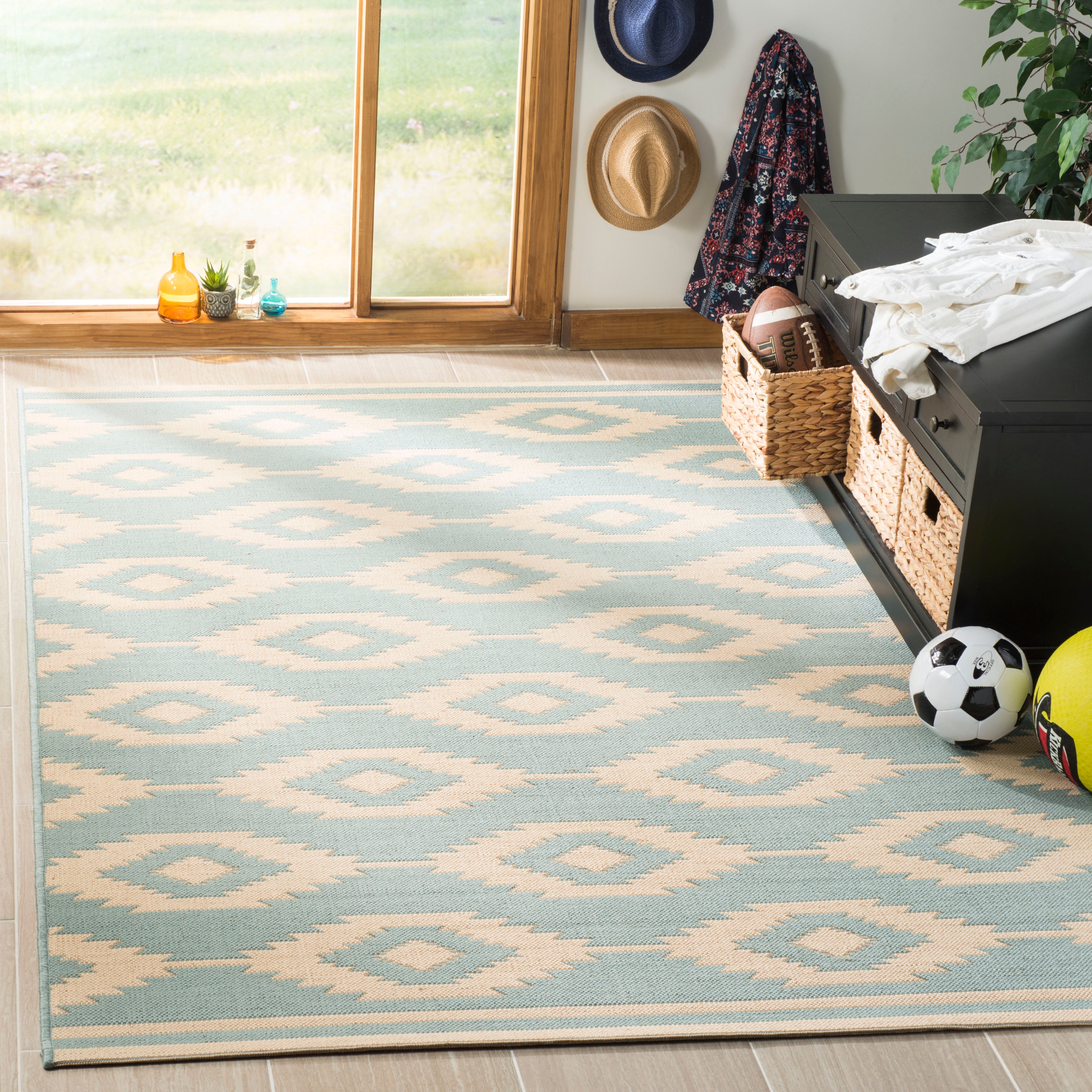 Safavieh Beach House 171 Rug, BHS171 - Cream / Aqua