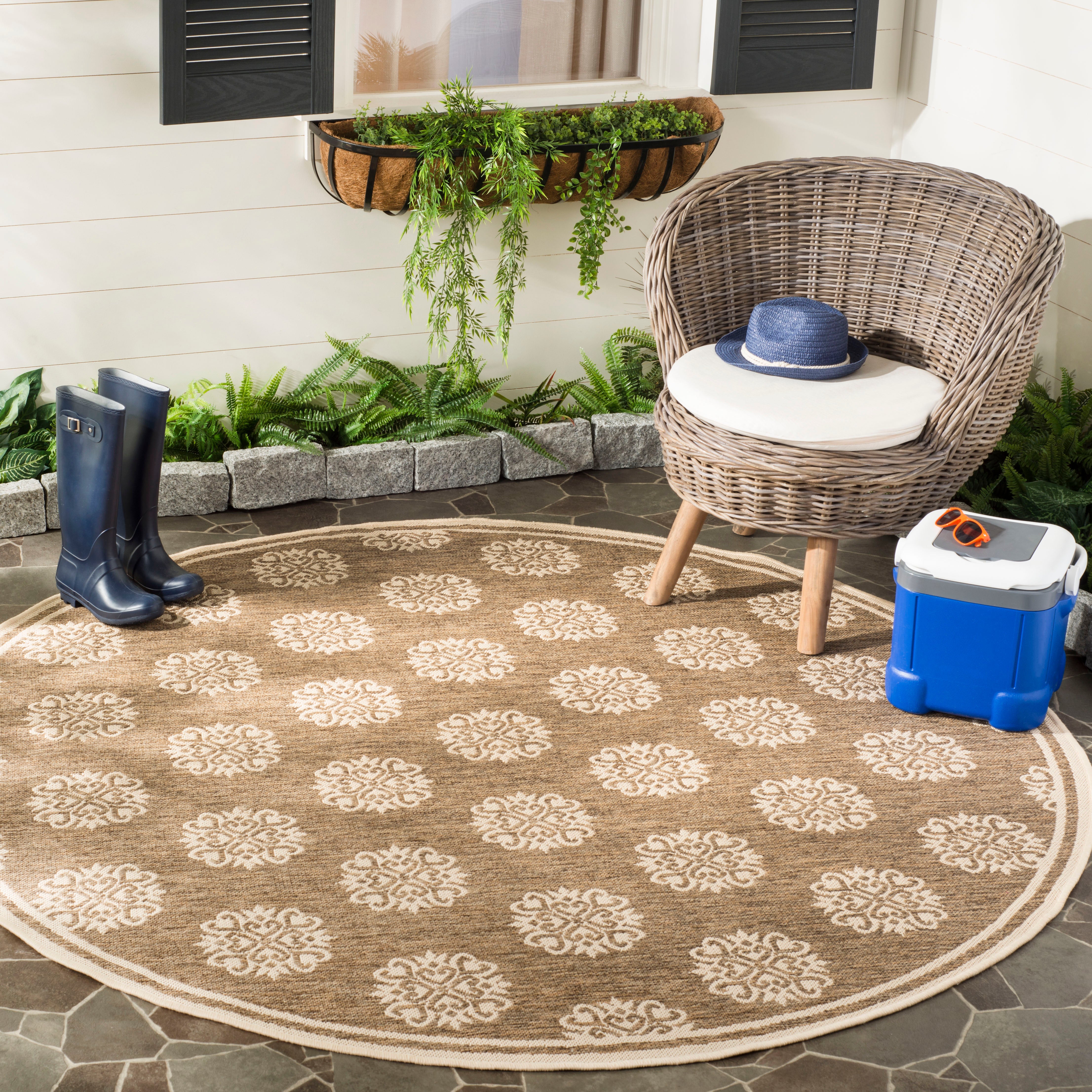Safavieh Beach House 181 Rug, BHS181 - Beige / Cream