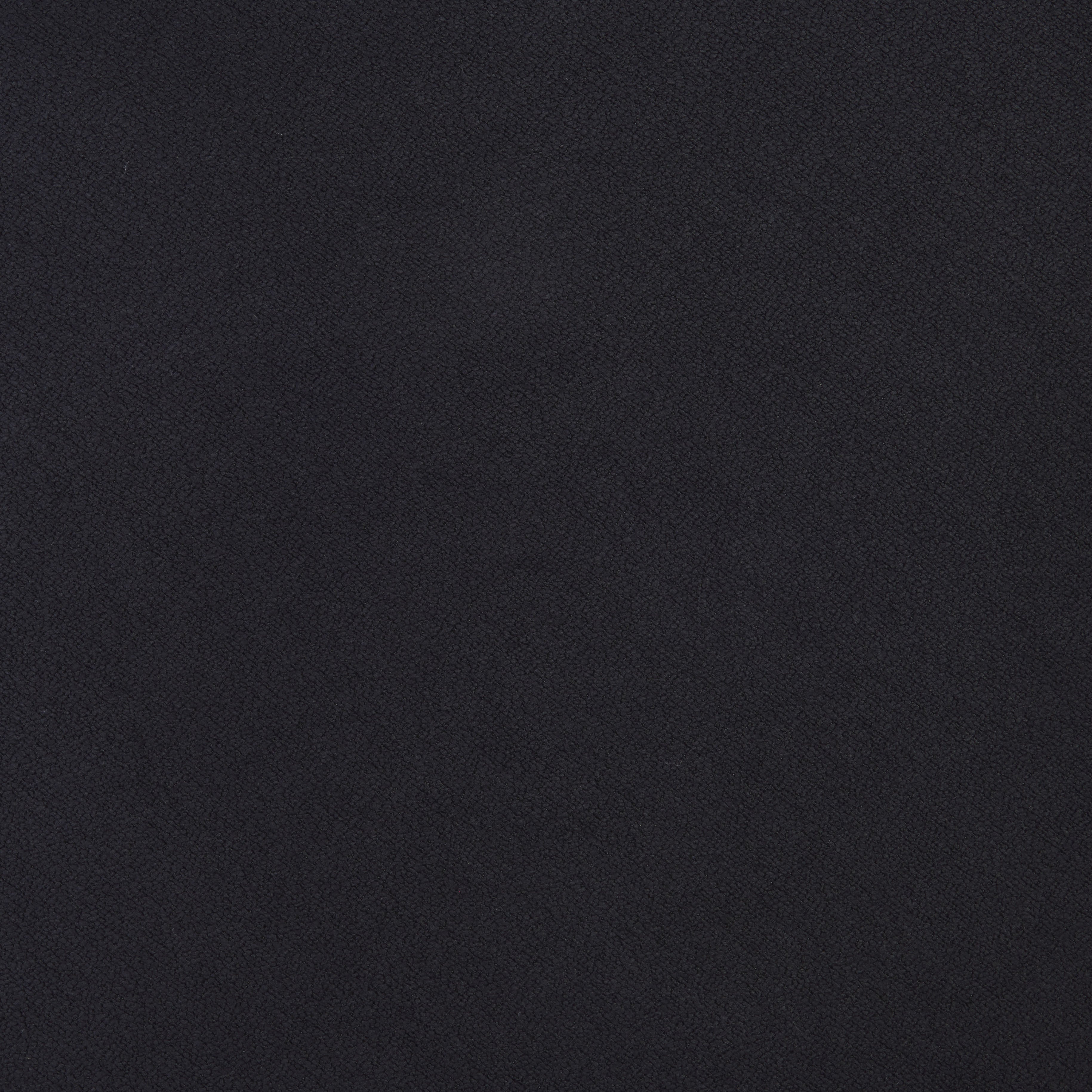 BLACK / BLACK