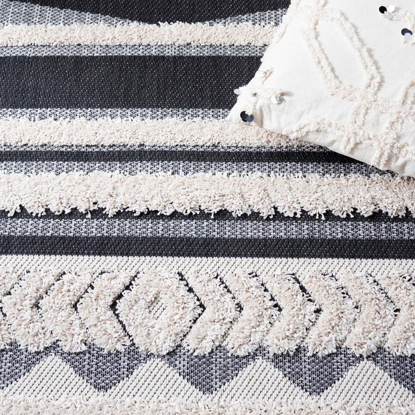 Safavieh Cottage 204 Rug, COT204 - Ivory / Black
