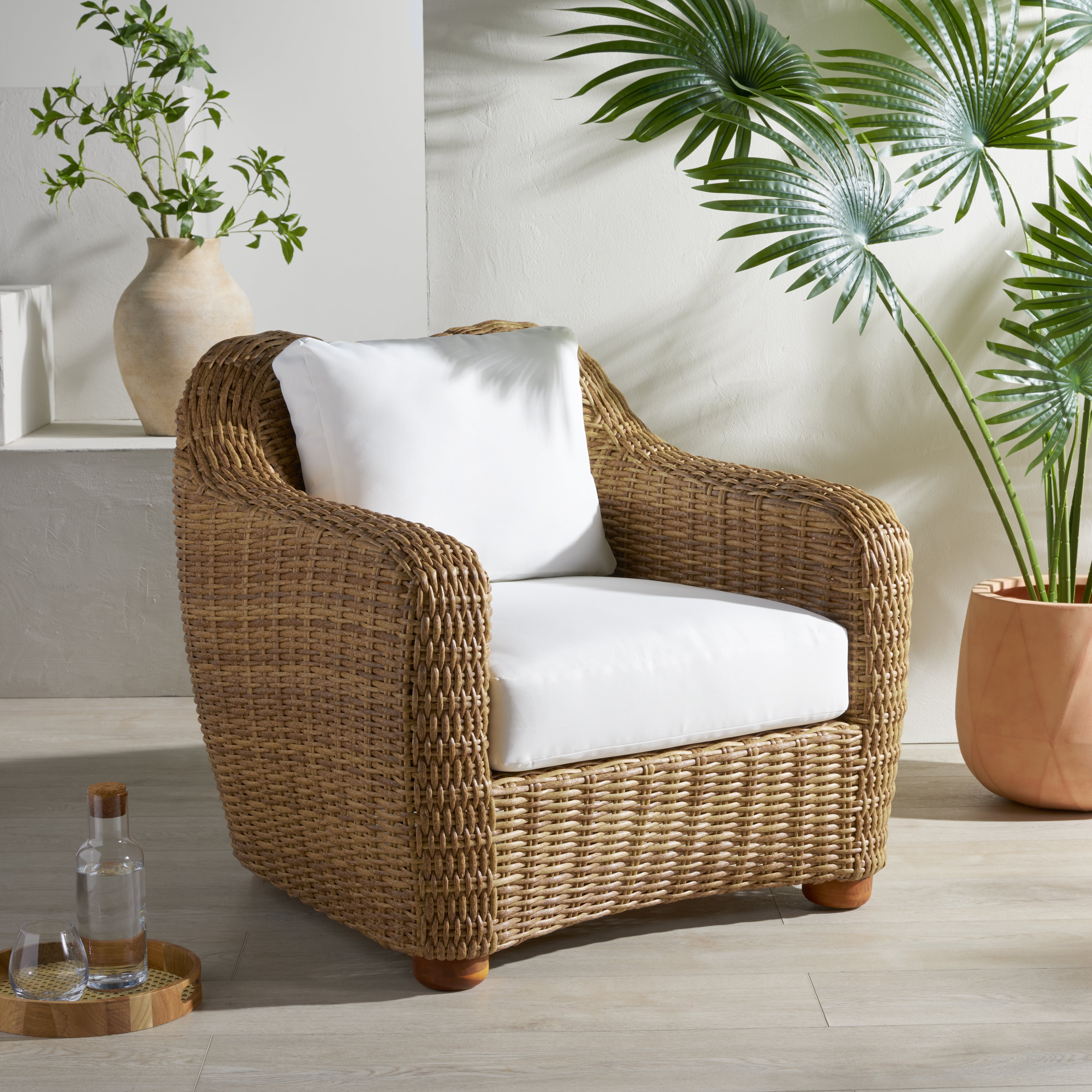 Melbourne Wicker Patio Chair | Safavieh Couture - CPT2109