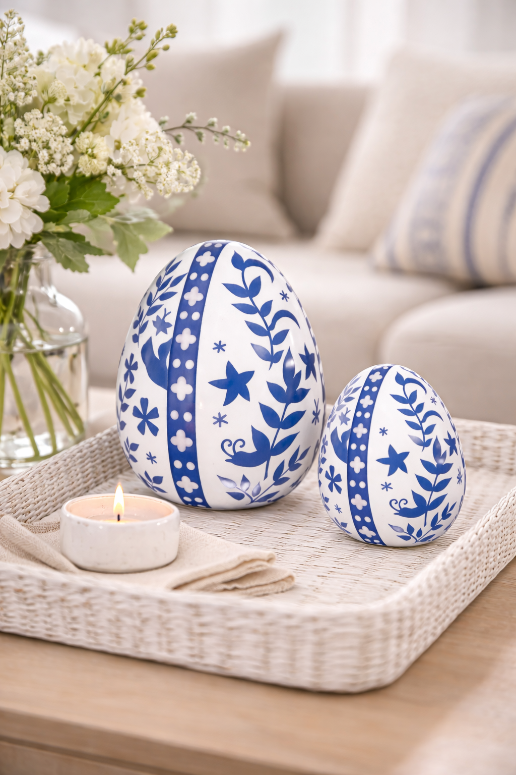 Navy & White Trellis Leaf Egg