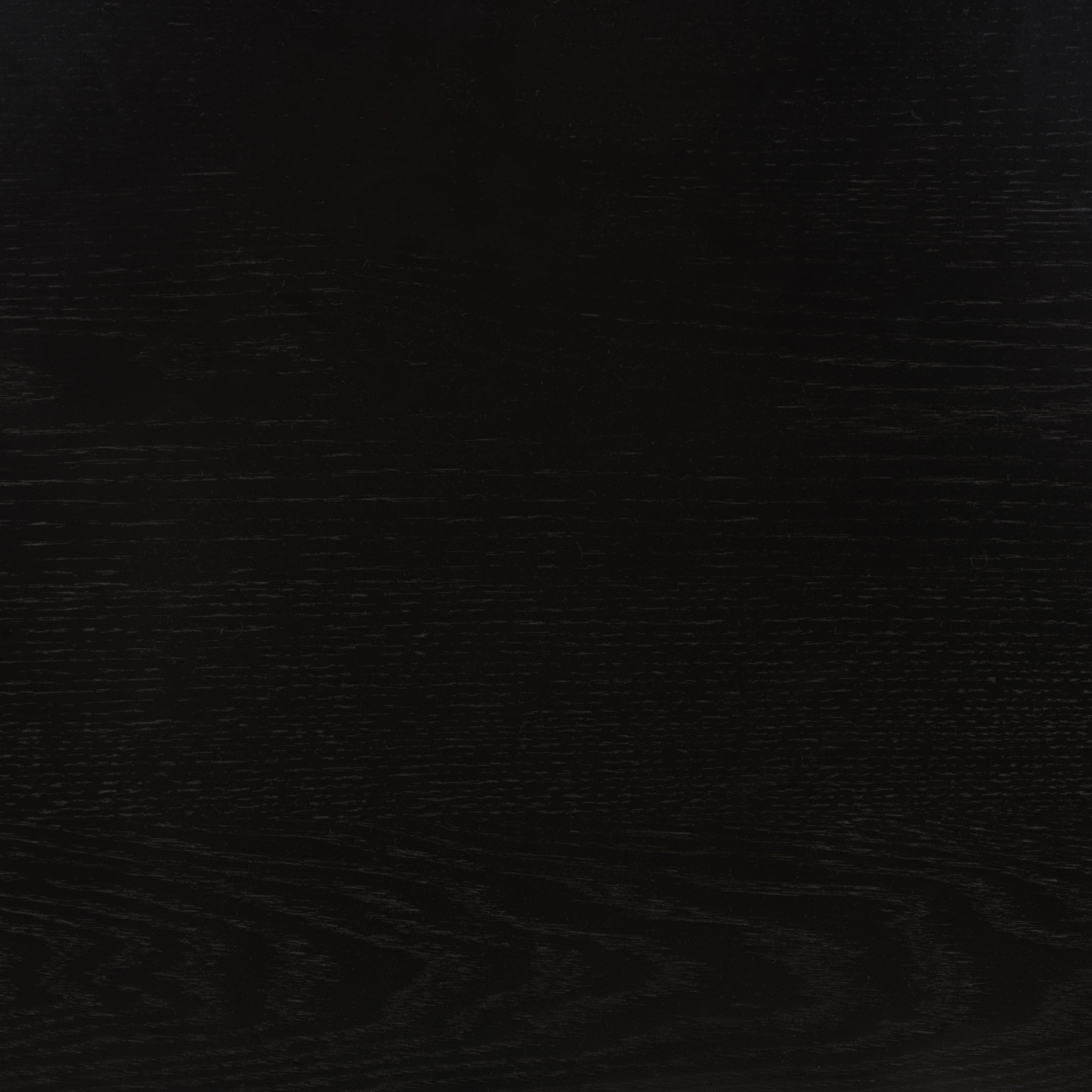 BLACK / SILVER