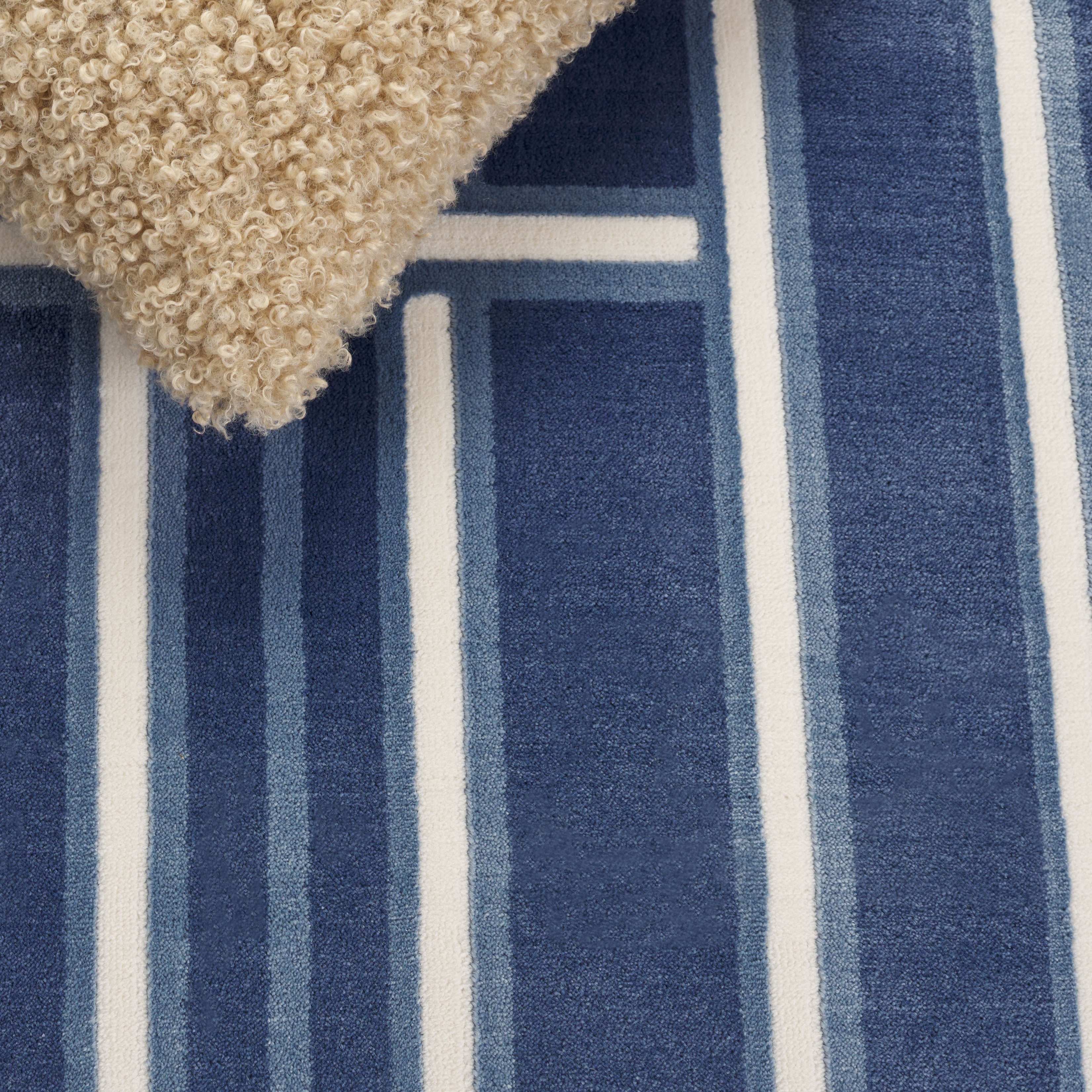 Blue / Ivory