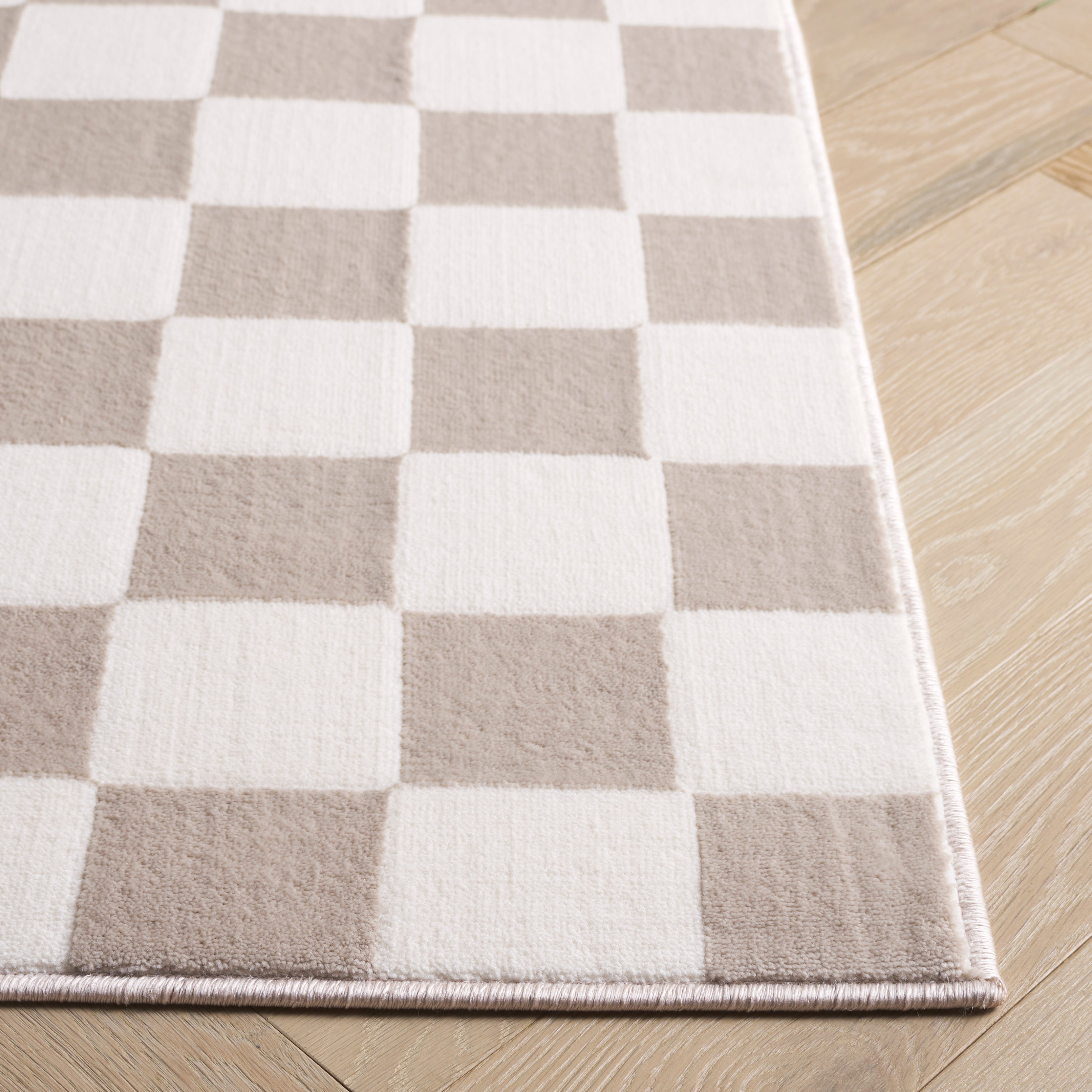 Ivory / Beige