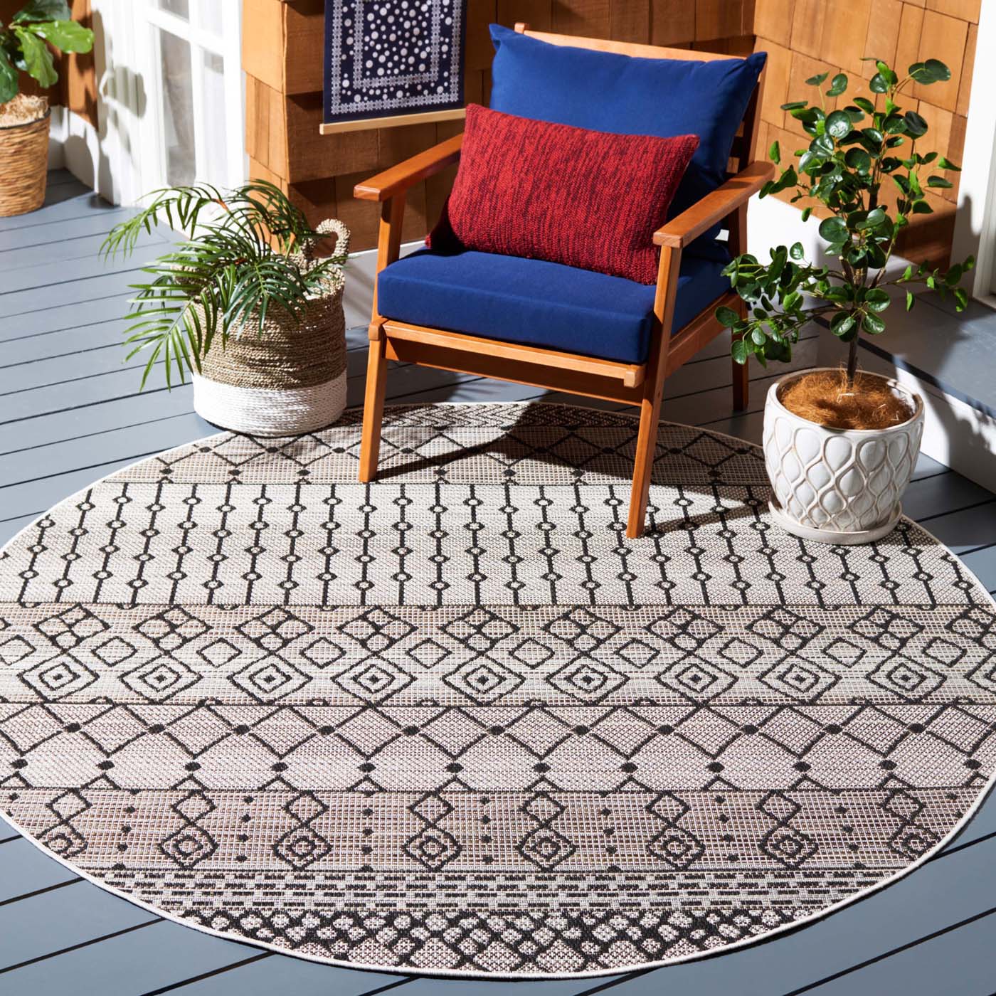 Safavieh Havana 301 Rug, HAV301 - Light Brown / Black