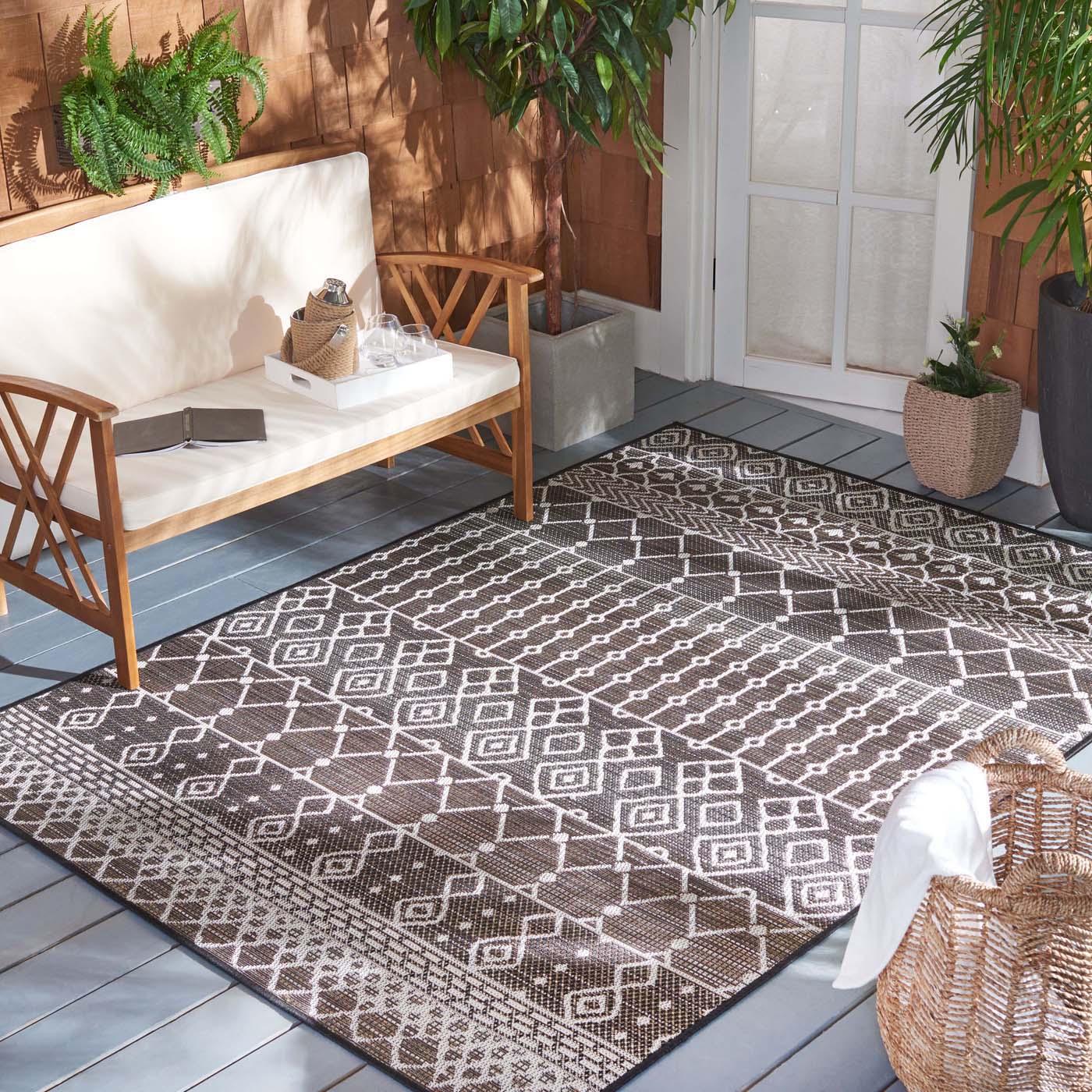 Safavieh Havana 301 Rug, HAV301 - Brown / Ivory