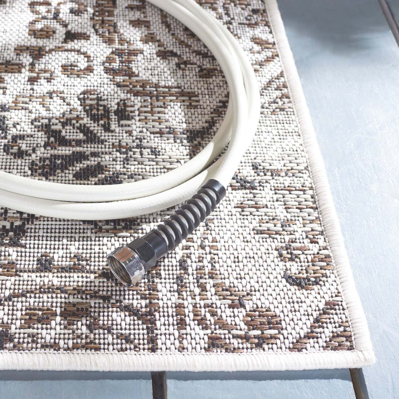 Safavieh Havana 327 Rug, HAV327 - Light Brown / Black
