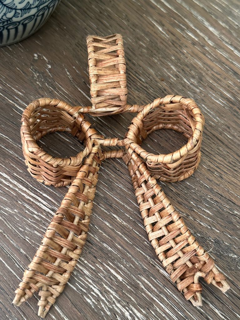 Wicker Bow Napkin Ring