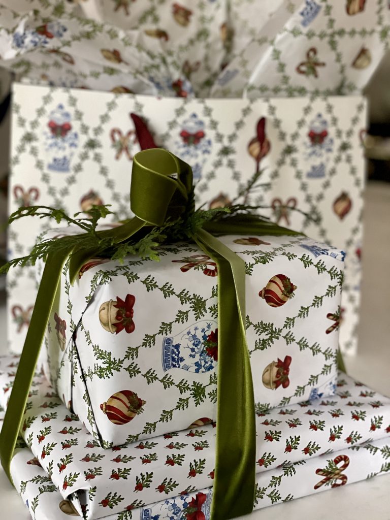 Festive Holiday Wrapping Paper Pack 2