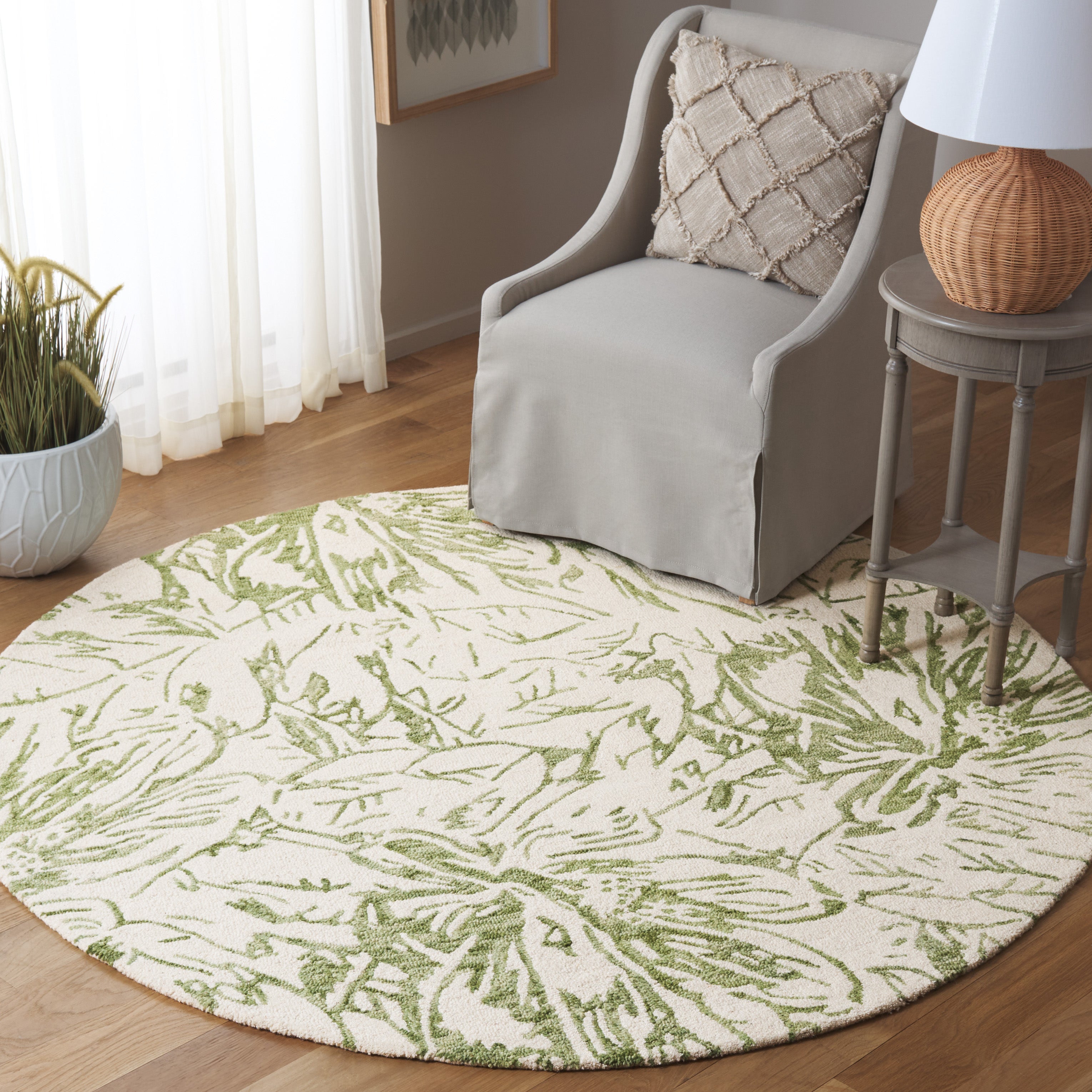 Ivory / Green