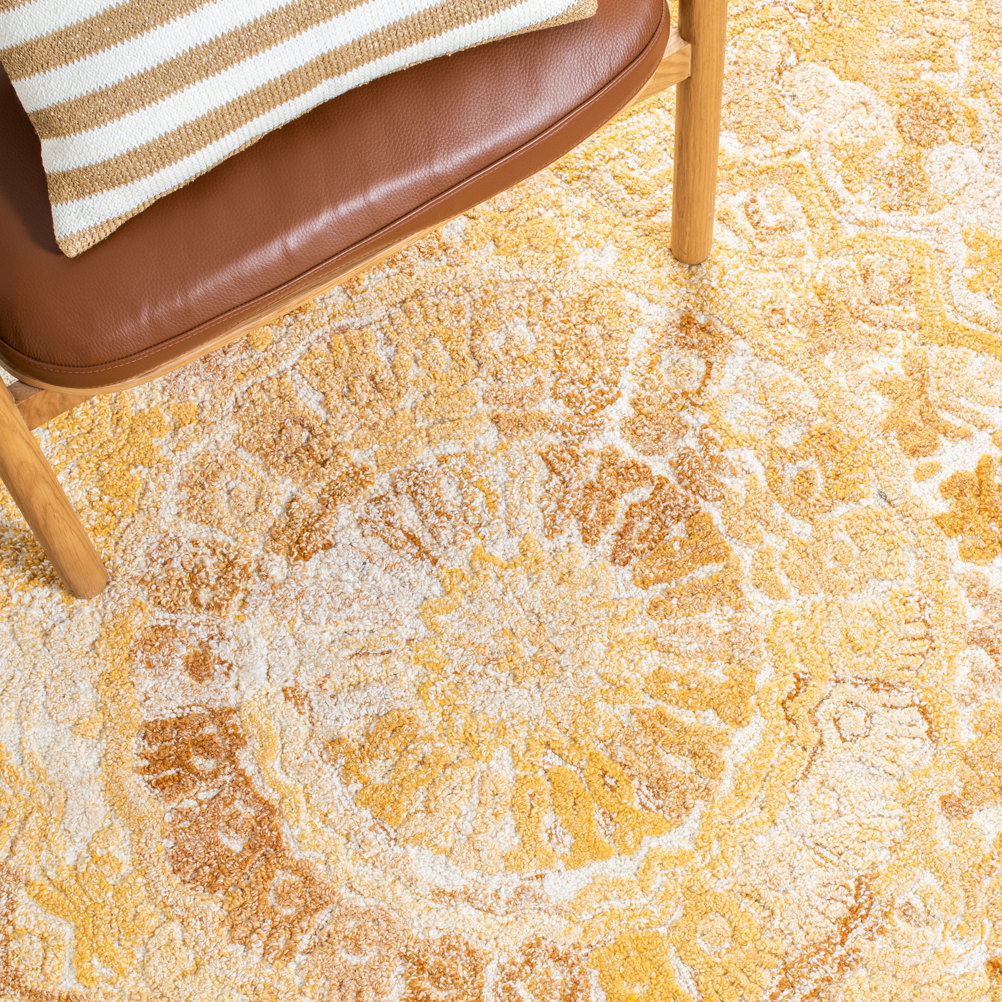 Yellow / Ivory