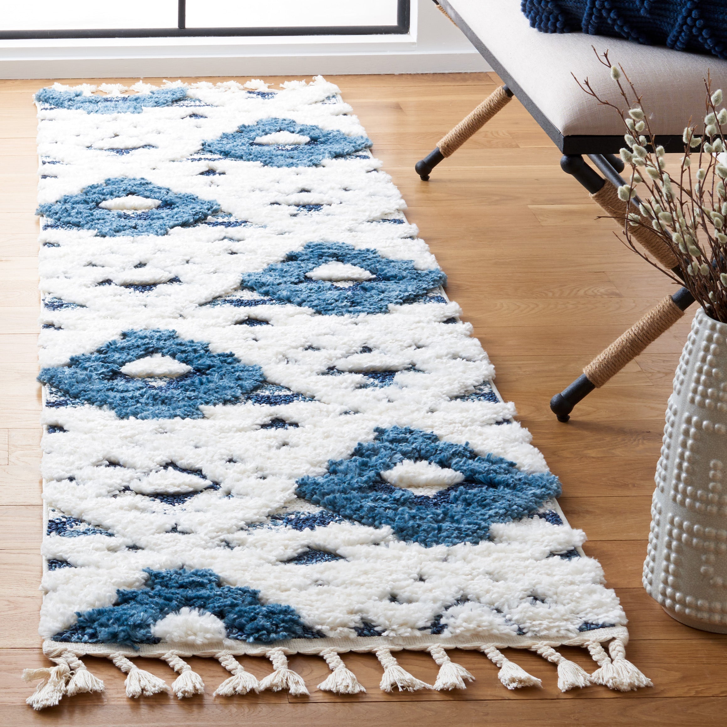 Blue / Ivory