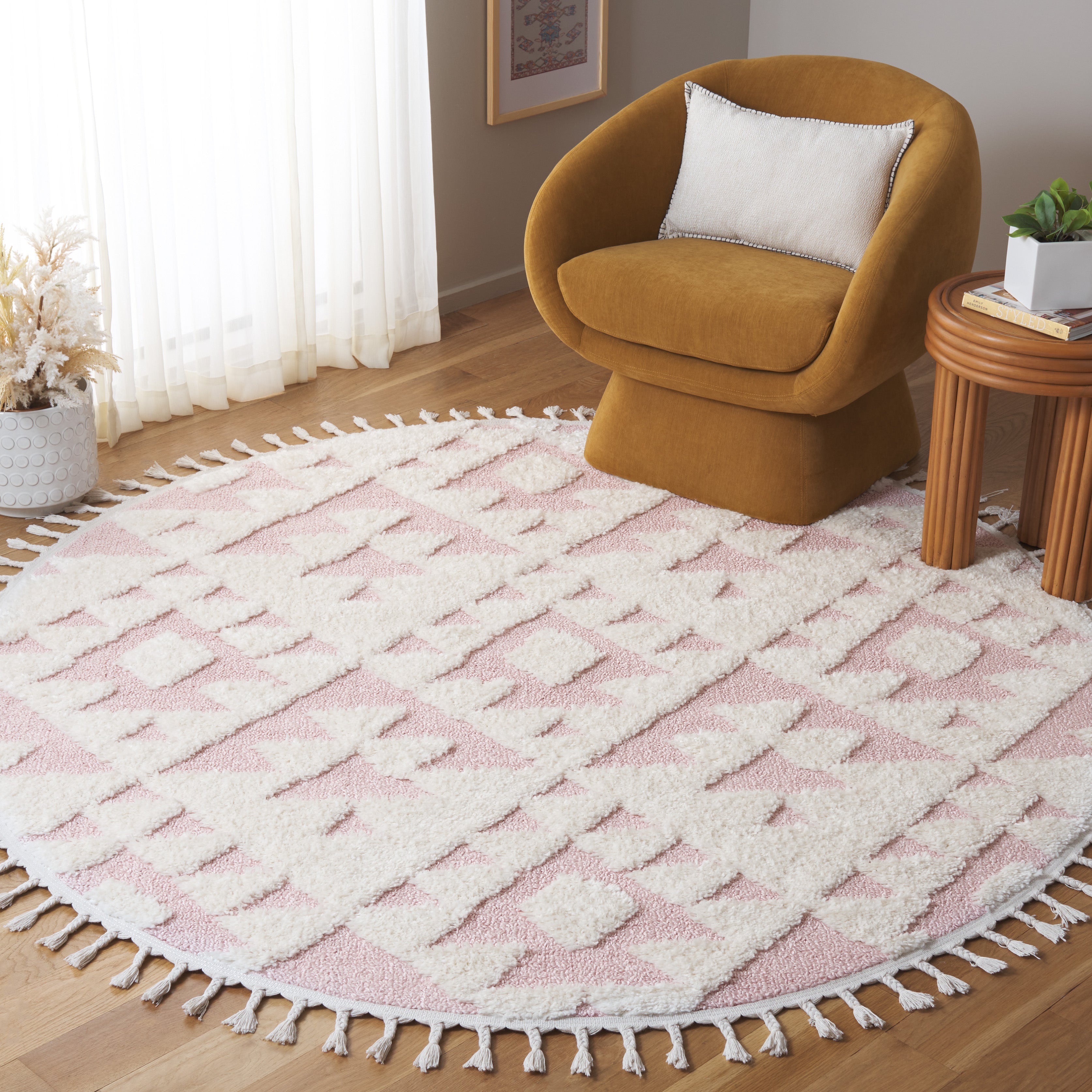 Ivory / Pink