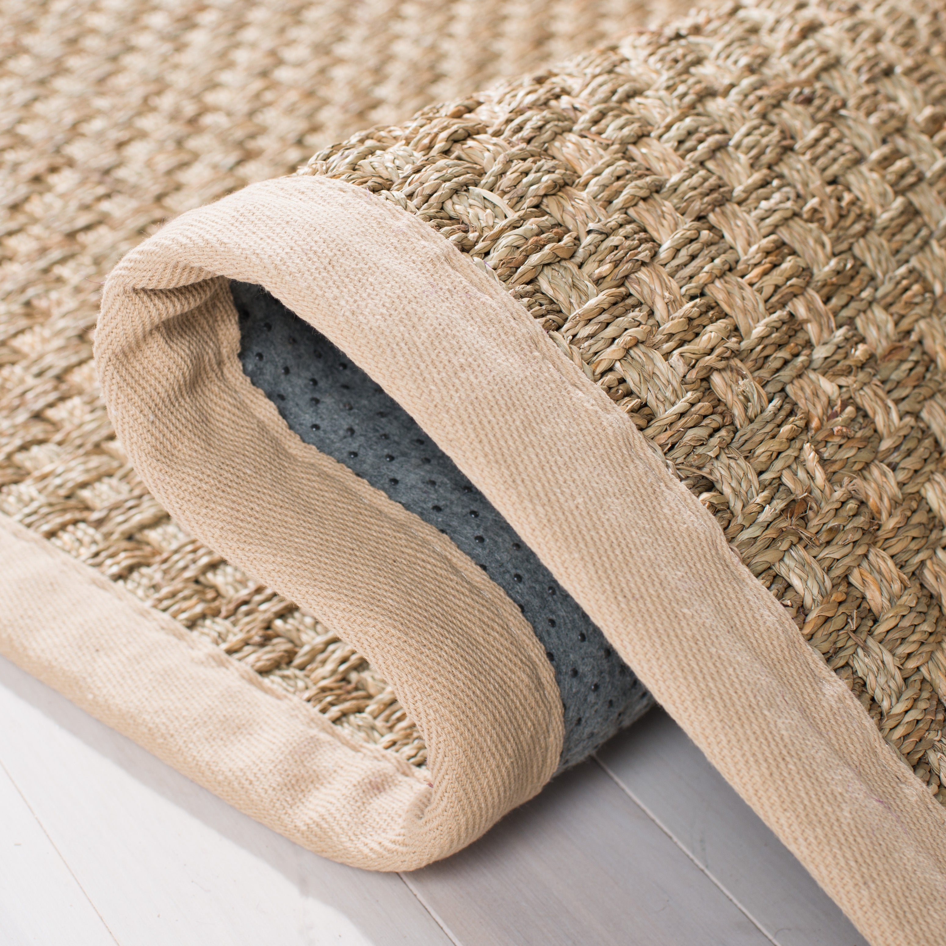 Natural / Beige