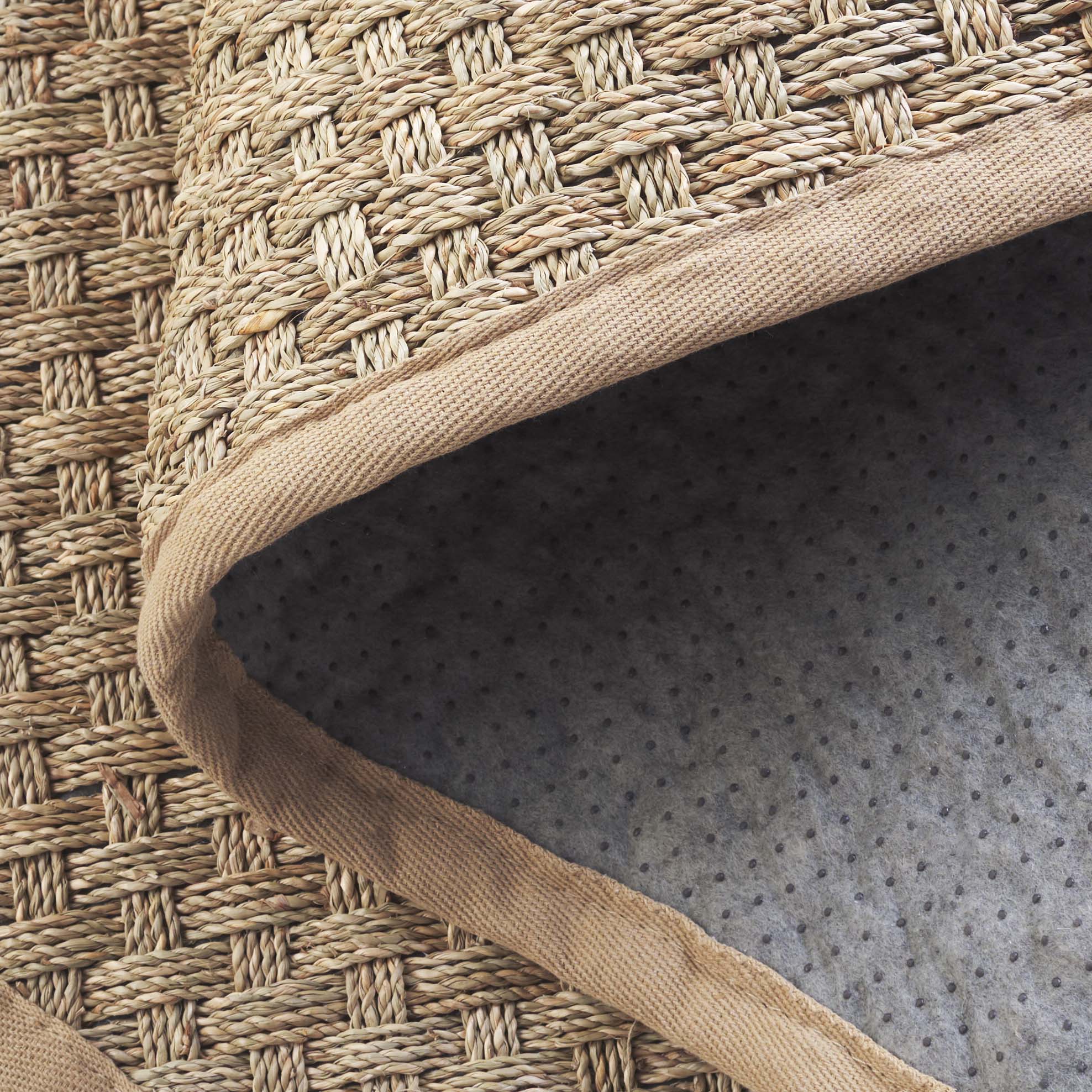 Natural / Beige