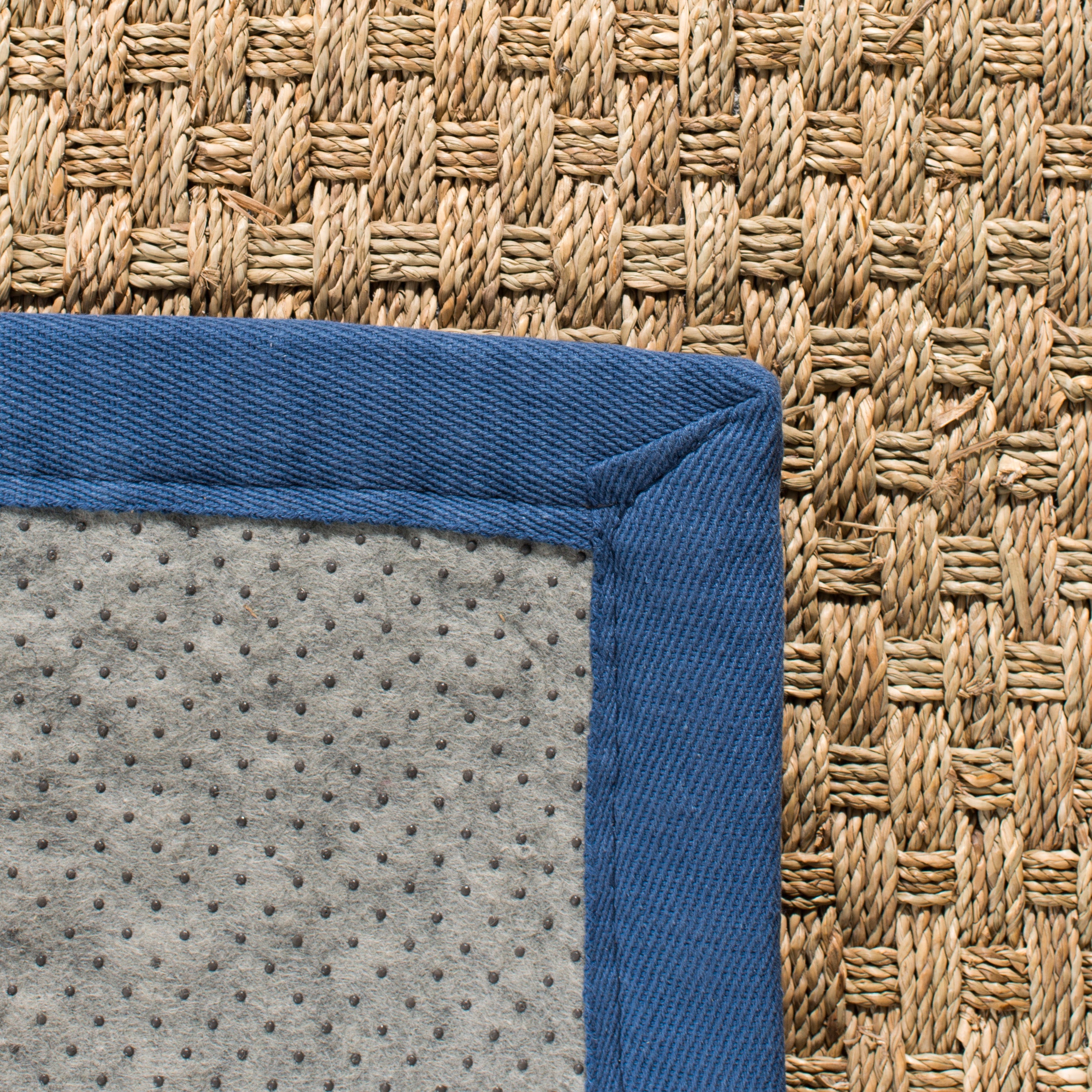 Natural / Light Navy